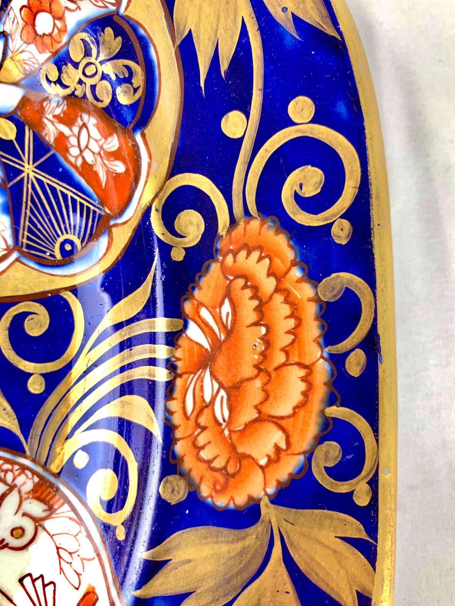 Antike Mason's Ironstone-Platte mit Imari-Palette England CIRCA 1820 (Eisenstein) im Angebot