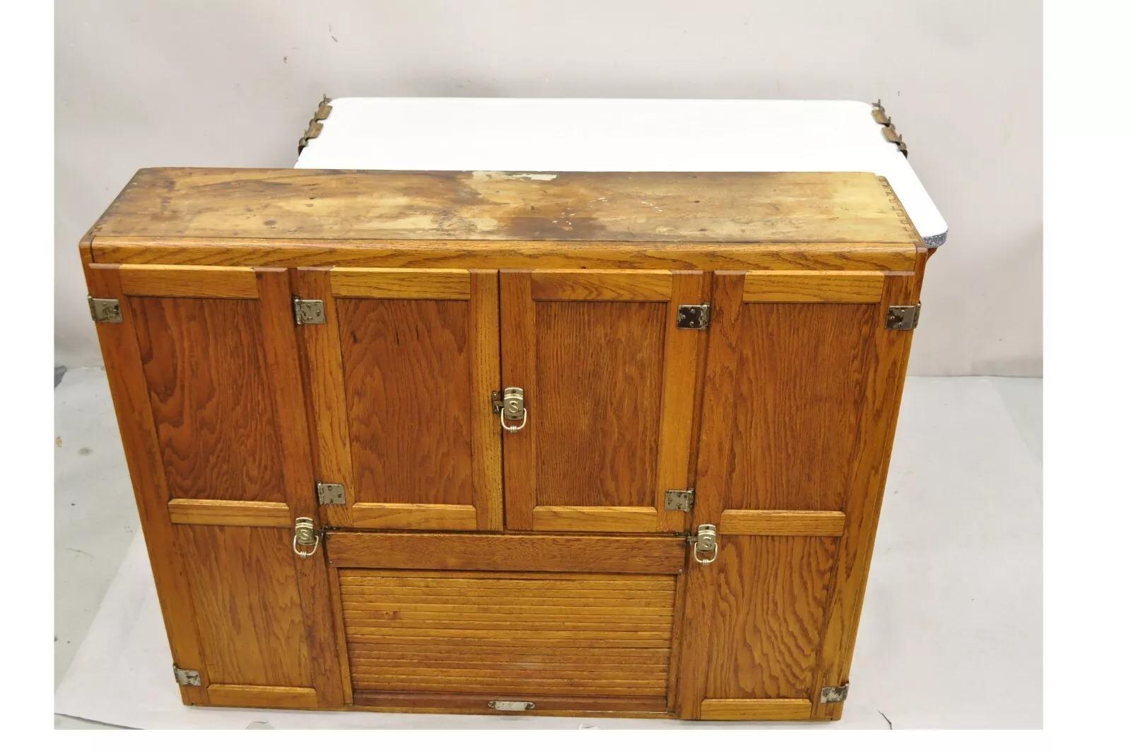 Armoire de cuisine antique Mastercraft en chêne, porcelaine, émail et Hoosier en vente 5