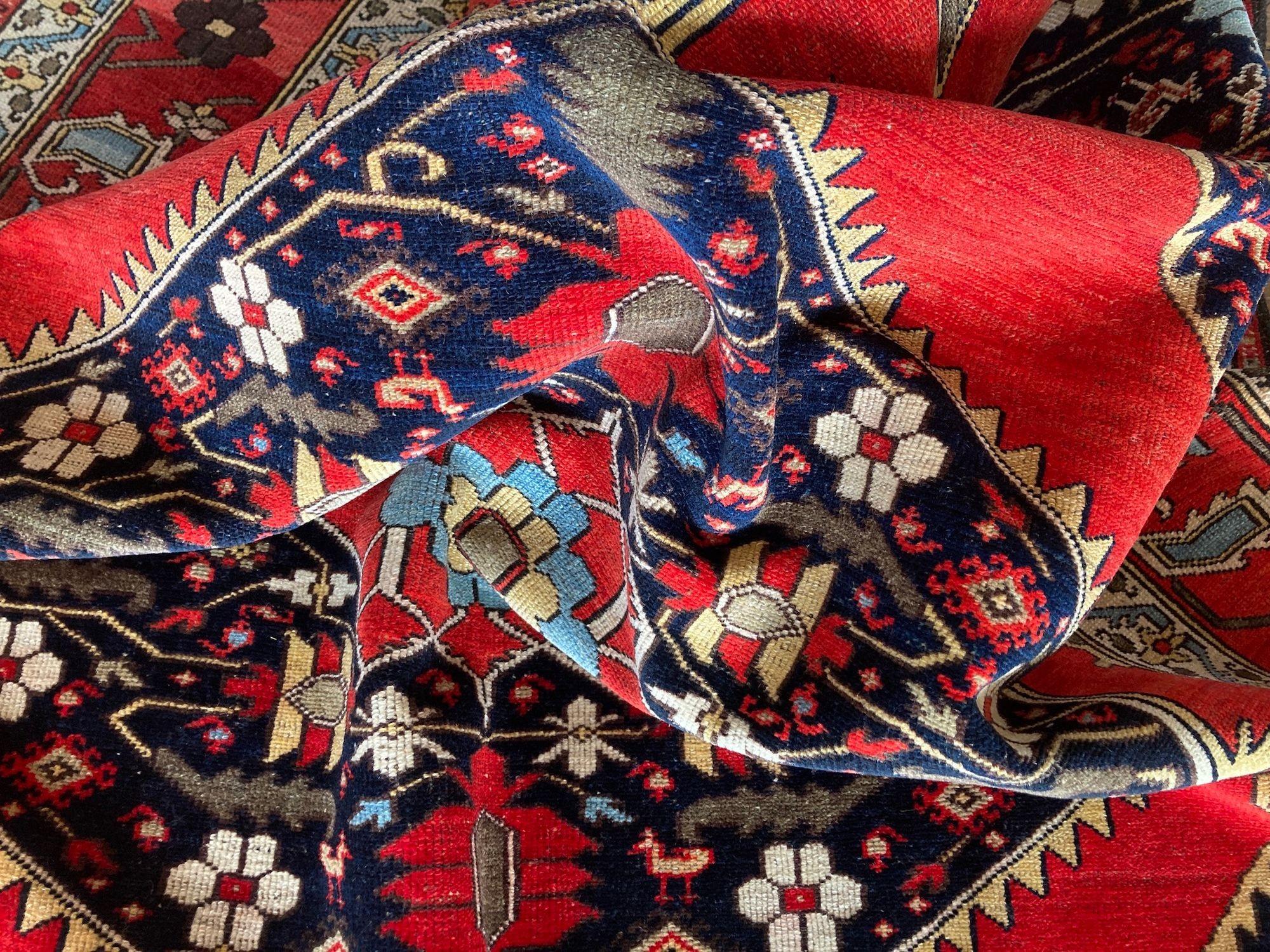 Antiker Mazlagan-Teppich 1,87m x 1,41m im Angebot 12