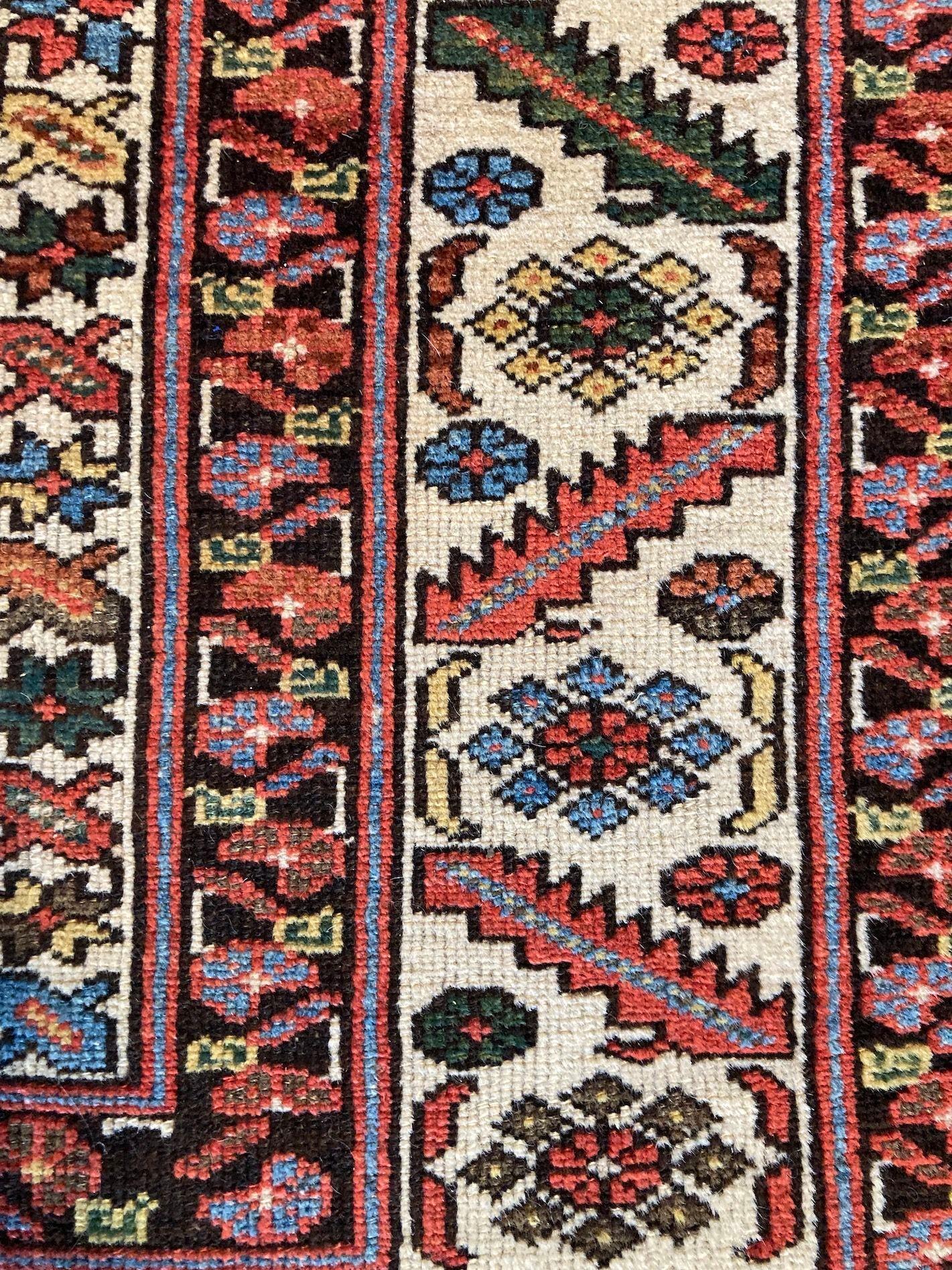 Antique Mazlagan Rug For Sale 7