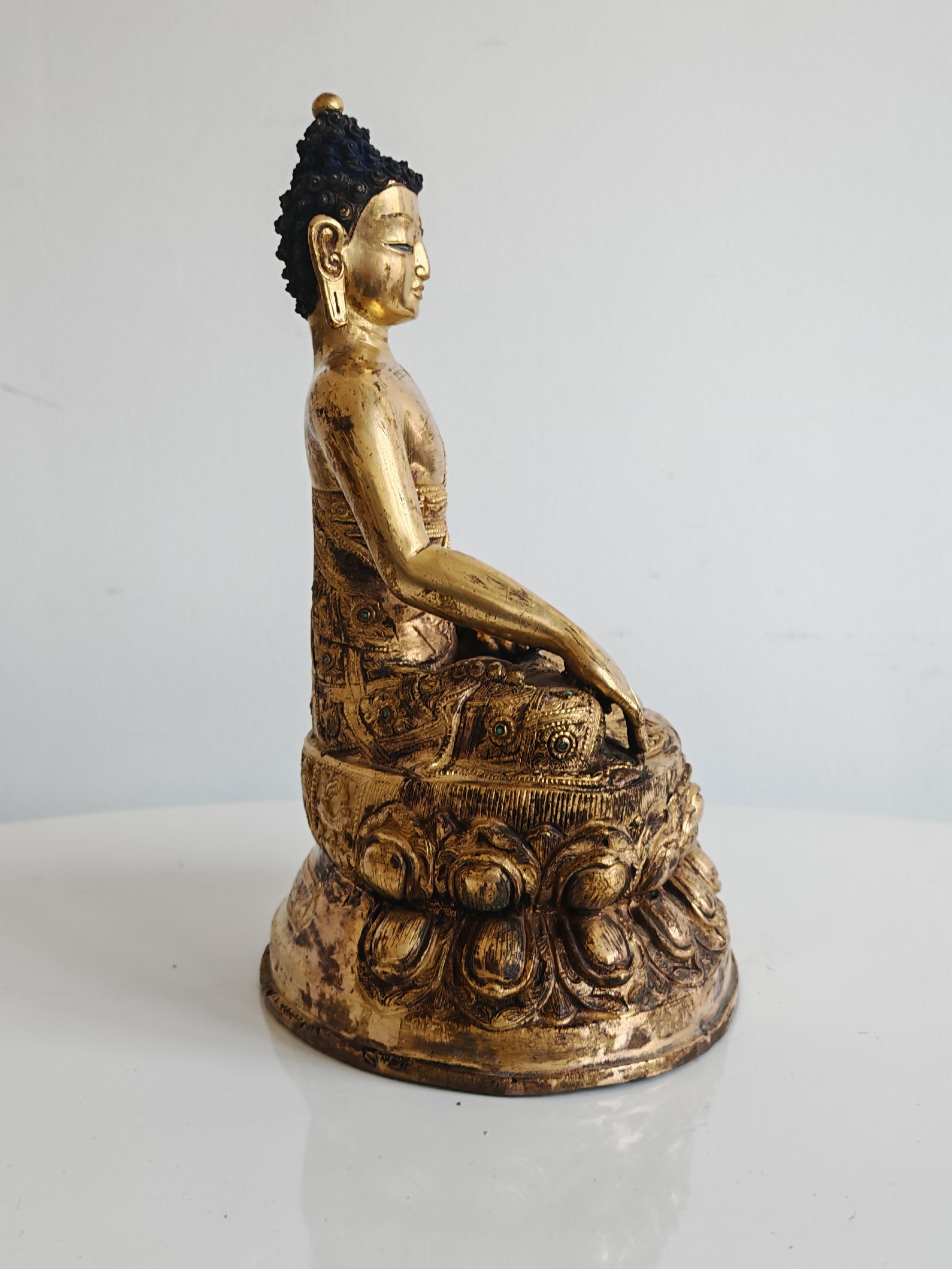 Bouddahin médicinal ancien en bronze doré, Chine, 19e siècle en vente 6