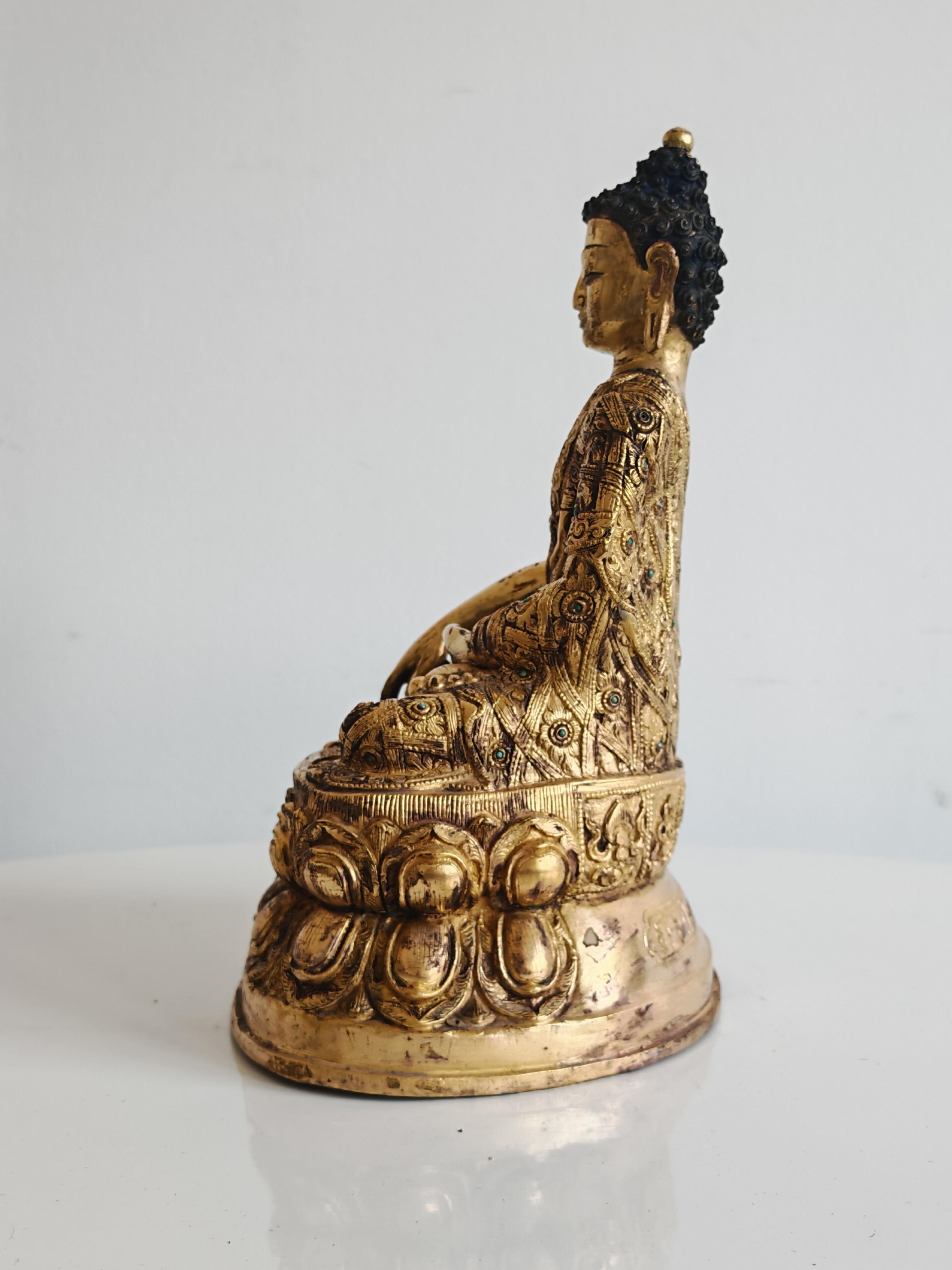 Bronze Bouddahin médicinal ancien en bronze doré, Chine, 19e siècle en vente