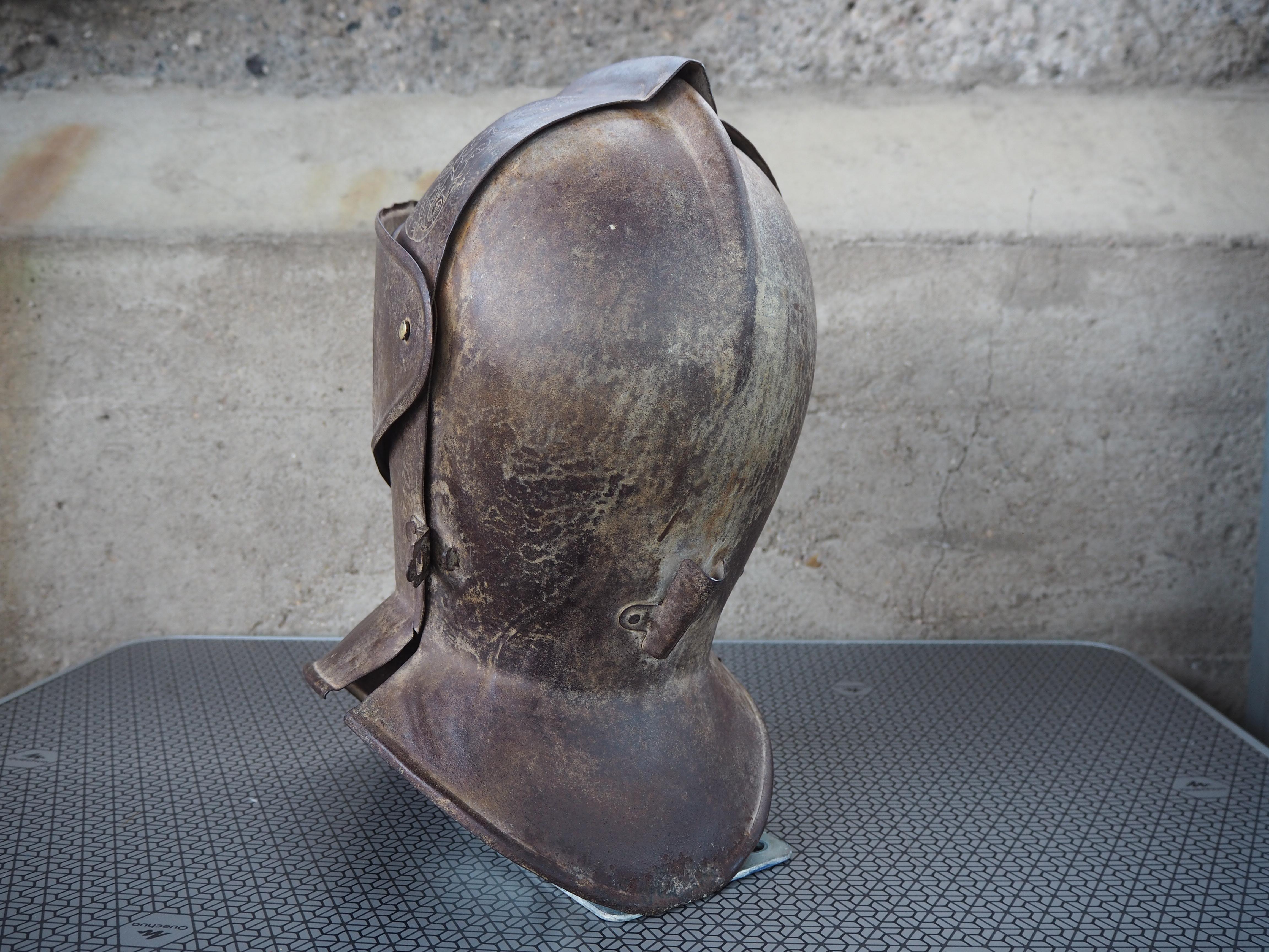 Antico elmo medievale, anni '30 in vendita 3
