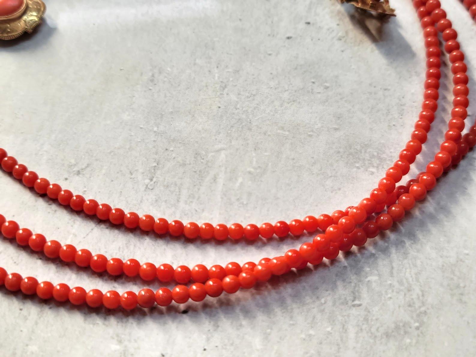 Victorian Antique Mediterranean Coral Necklace late 19th century  For Sale