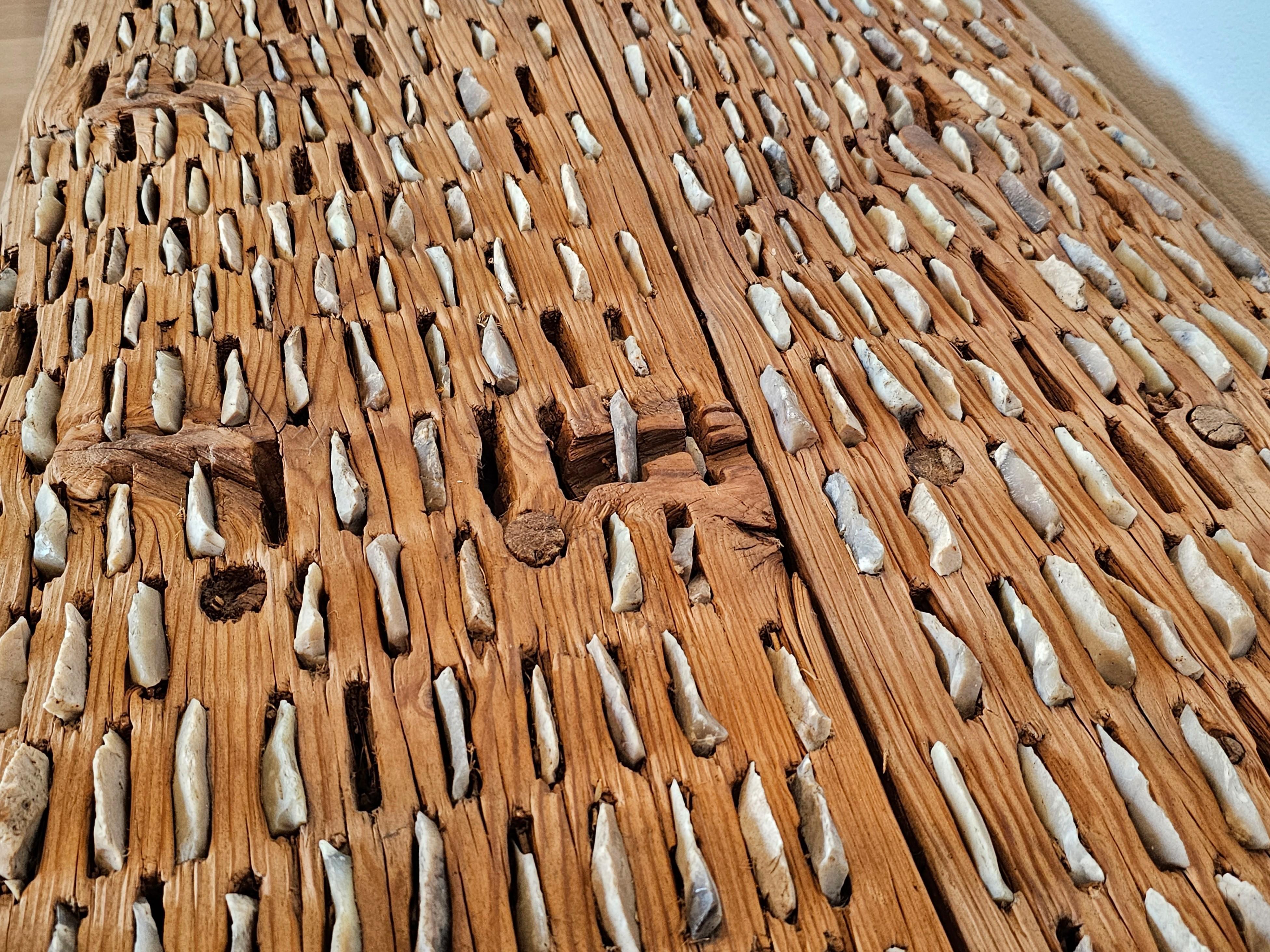 Antike mediterrane Bauernhof-Überwurfbrett Primitve Tribulum-Bank oder Tisch  im Zustand „Gut“ im Angebot in Forney, TX