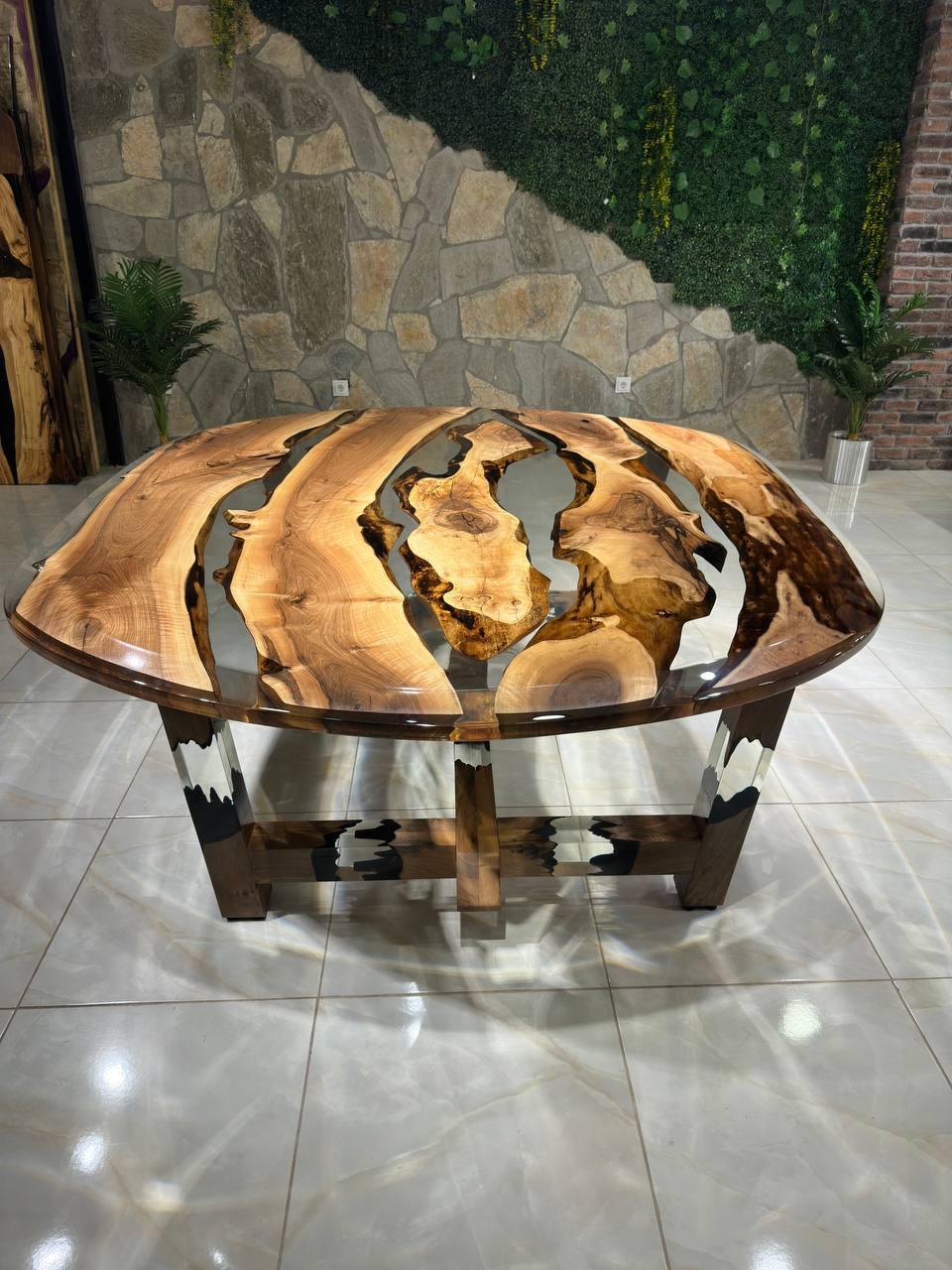 Tavolo da pranzo ovale grande in legno di noce con resina epossidica trasparente - Tavolo ovale in vendita 1