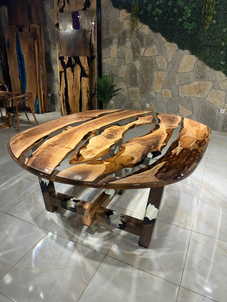Tavolo da pranzo ovale grande in legno di noce con resina epossidica trasparente - Tavolo ovale in vendita 2