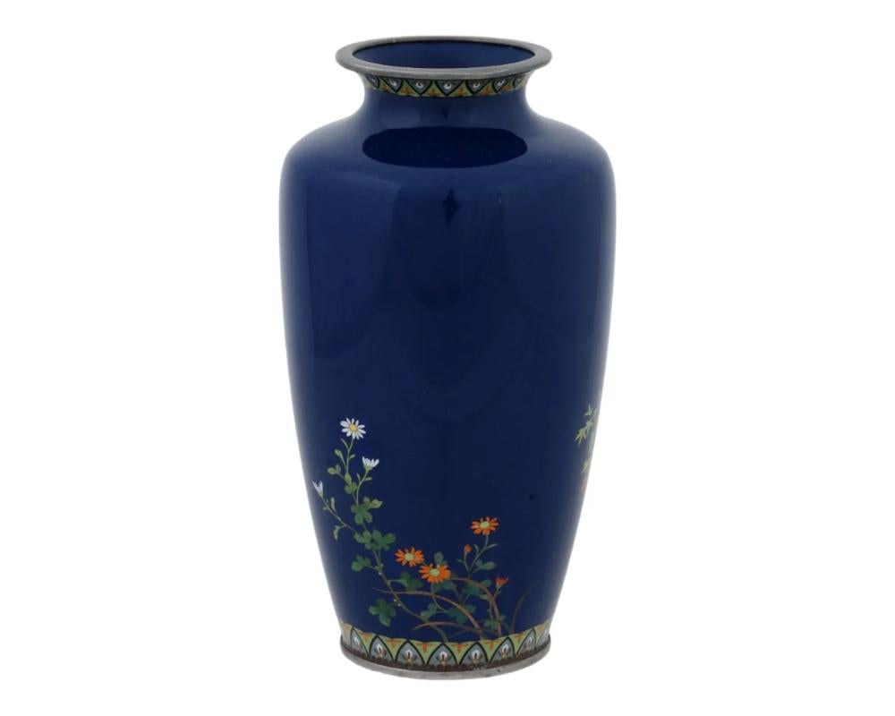 Cloisonné Antico vaso giapponese Meiji in argento con smalto blu Cloisonne e aquila firmato Inaba in vendita