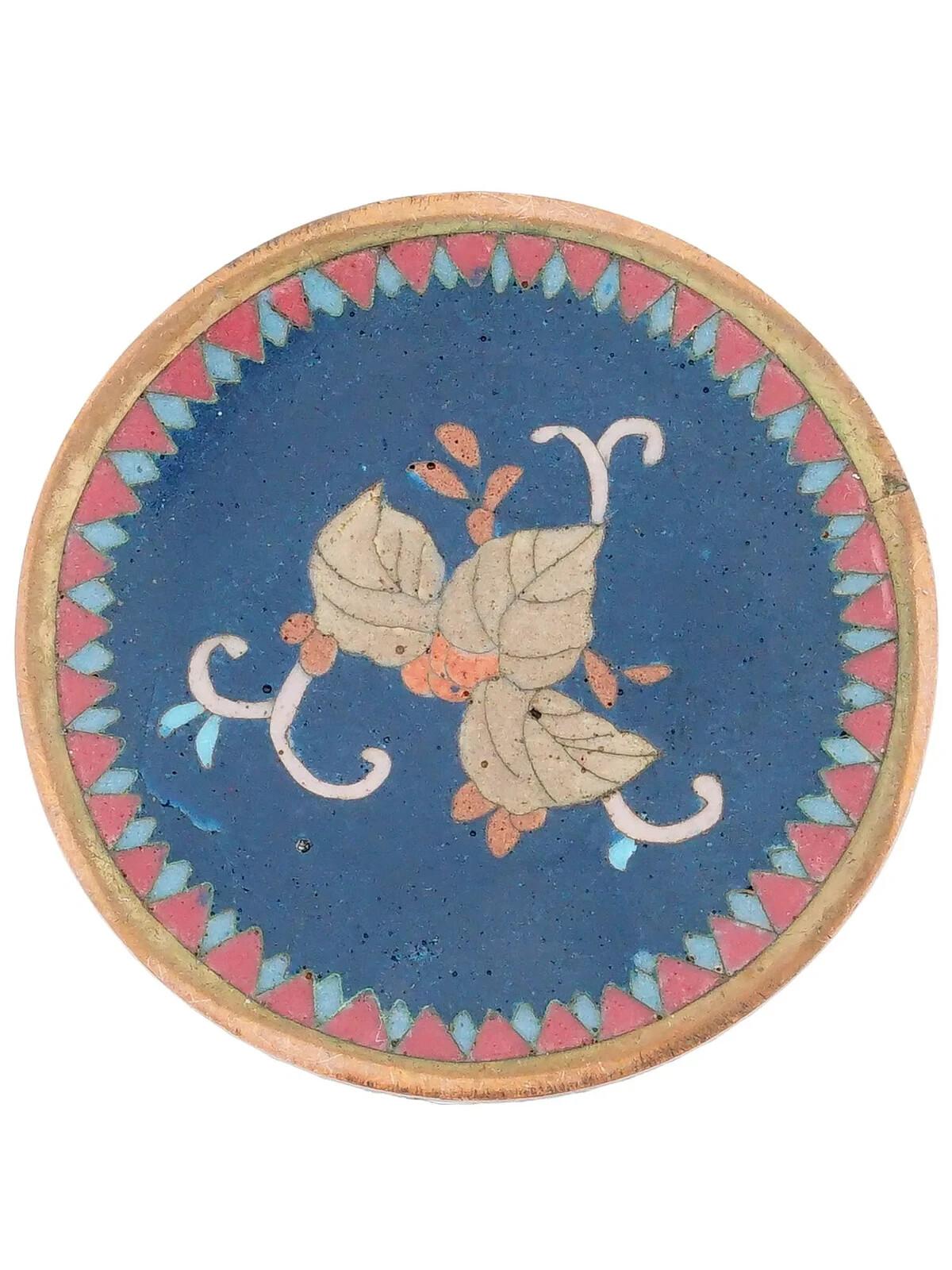 Antico vaso Meiji giapponese in smalto cloisonne blu Uccelli in un albero di glicine Goto In condizioni buone in vendita a Queens, NY