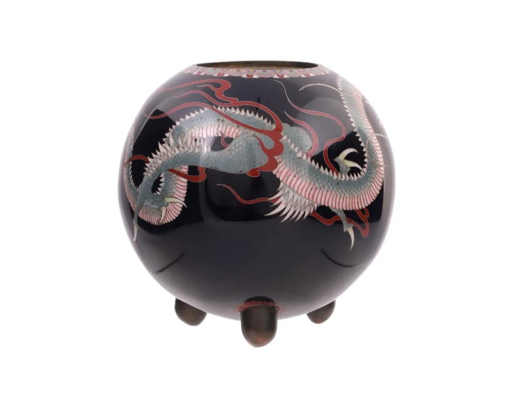 Antique Meiji Japanese Cloisonne Enamel Dragon Censor Koro In Good Condition For Sale In New York, NY
