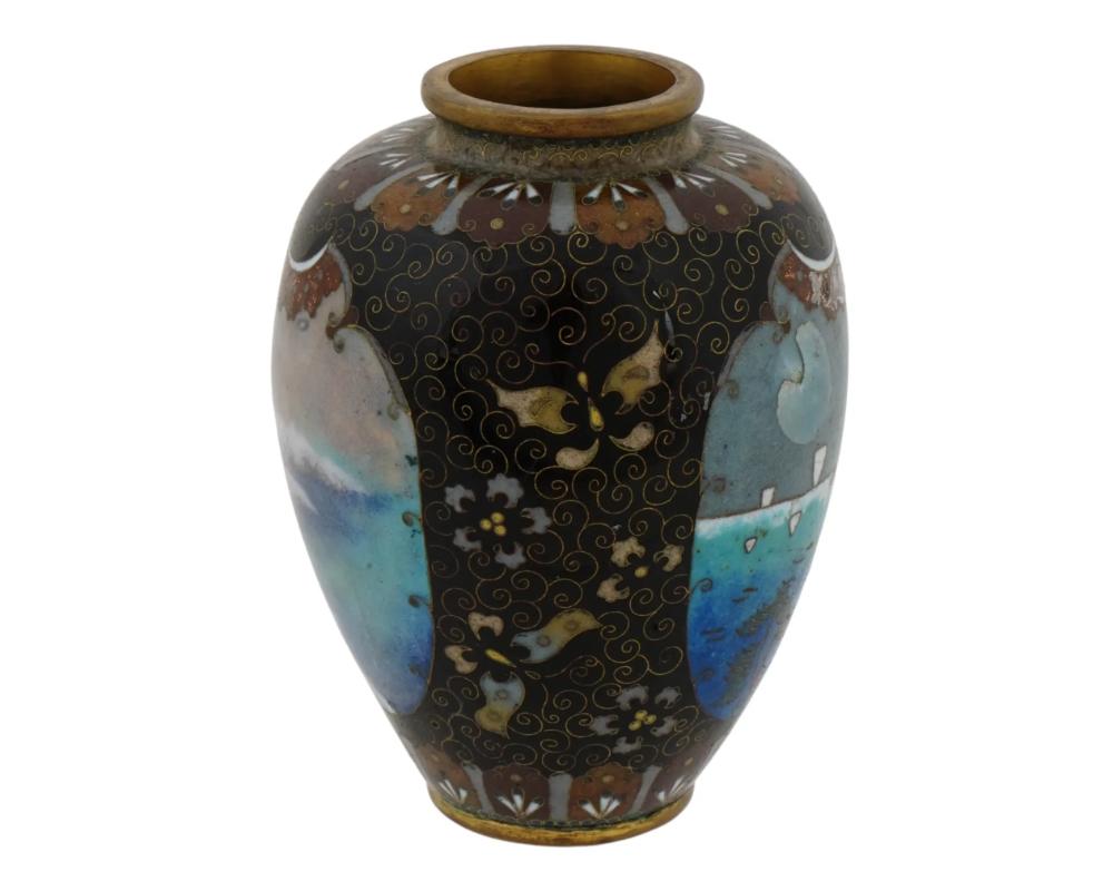 Antike japanische Meiji-Cloisonné-Emaille-Emaille-Vase mit Schneeszene, Wireless-Vase (Japanisch) im Angebot