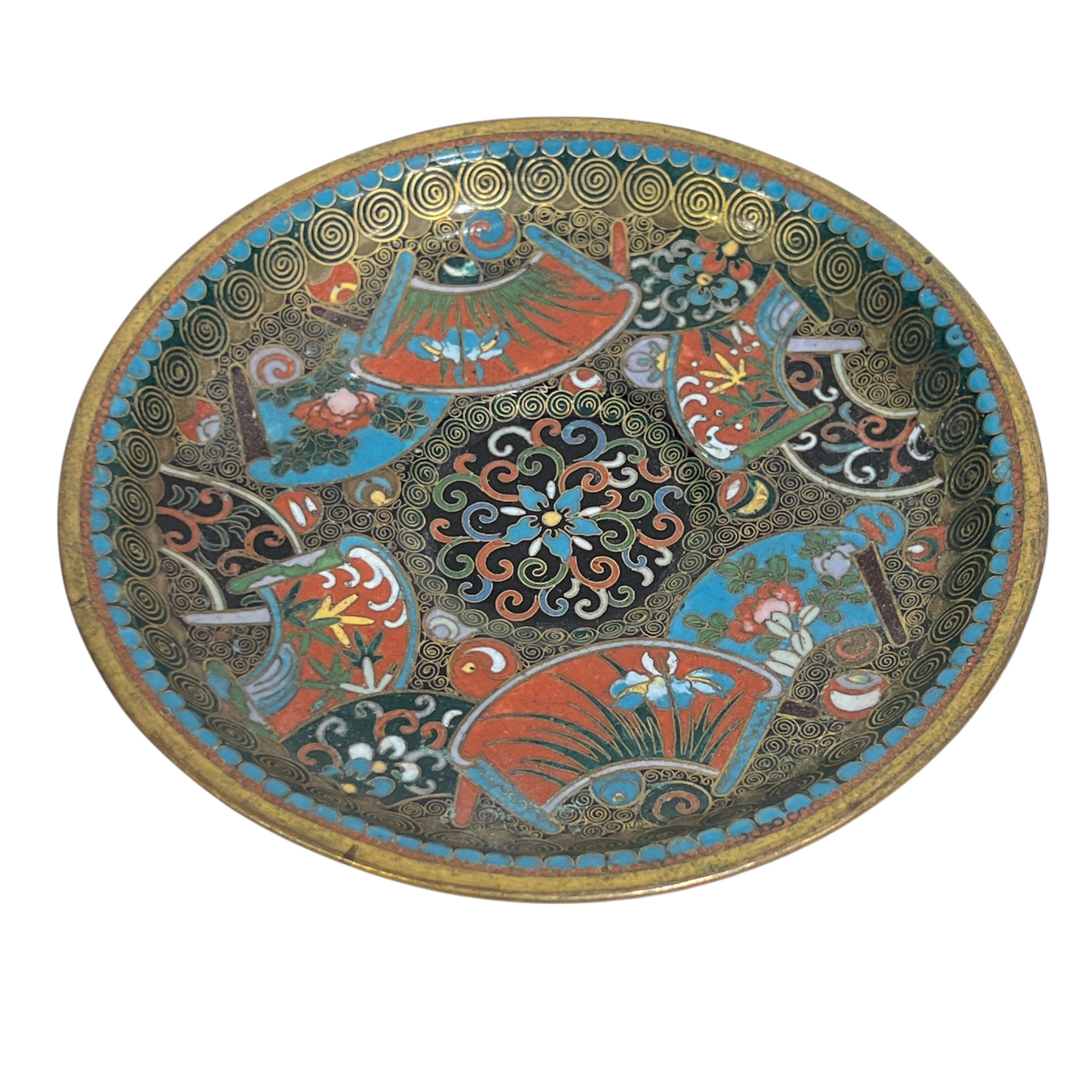 Giapponese Antique Meiji Japanese Cloisonne Tea Service in vendita