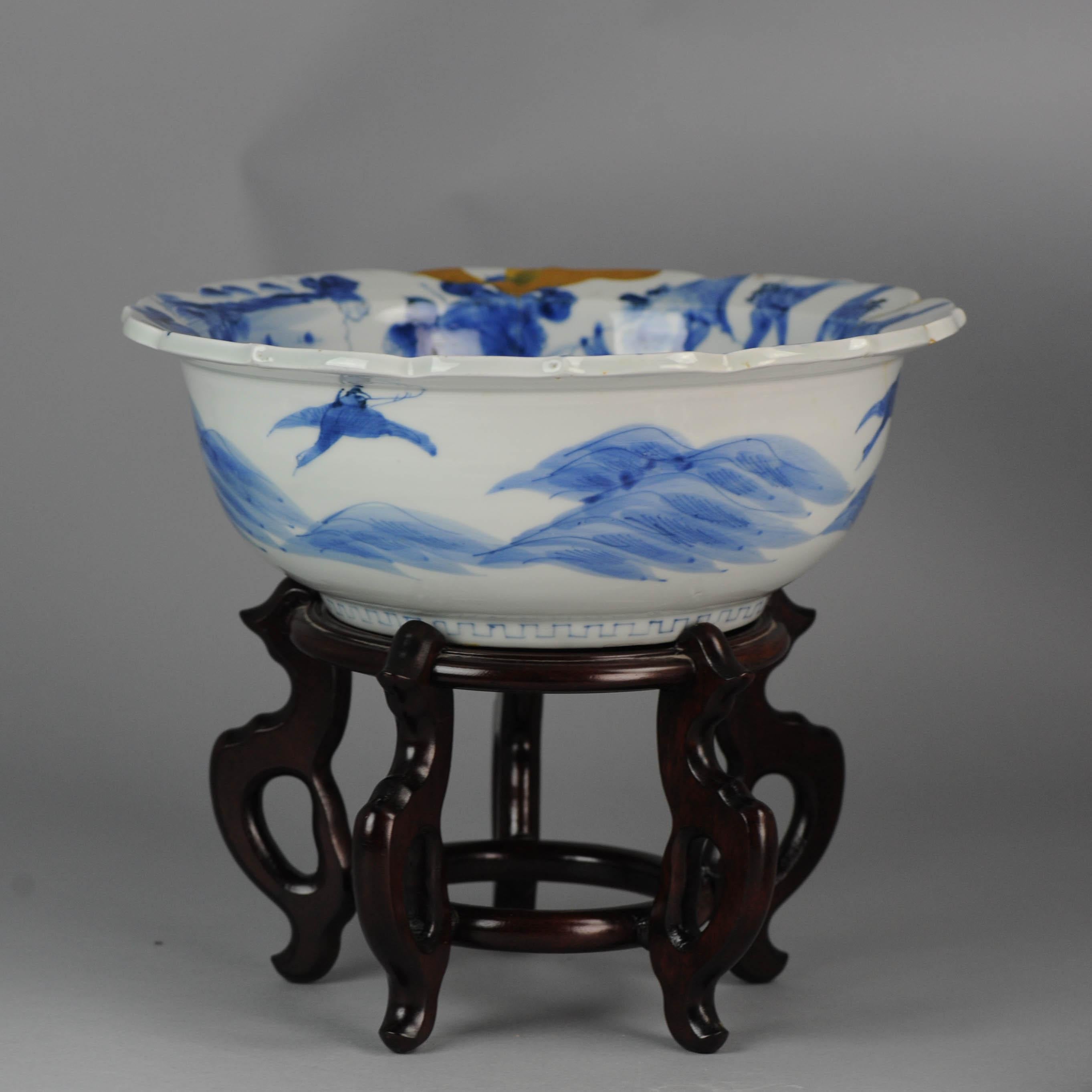 Lovely & Huge Japanese porcelain bowl/Basin. Lovely quality. Stand is Not included.

Additional information:
Material: Porcelain
Region of Origin: Japan
Period: 19th century
Condition: Stand not included, auctioned seperatly. Overall Condition D;