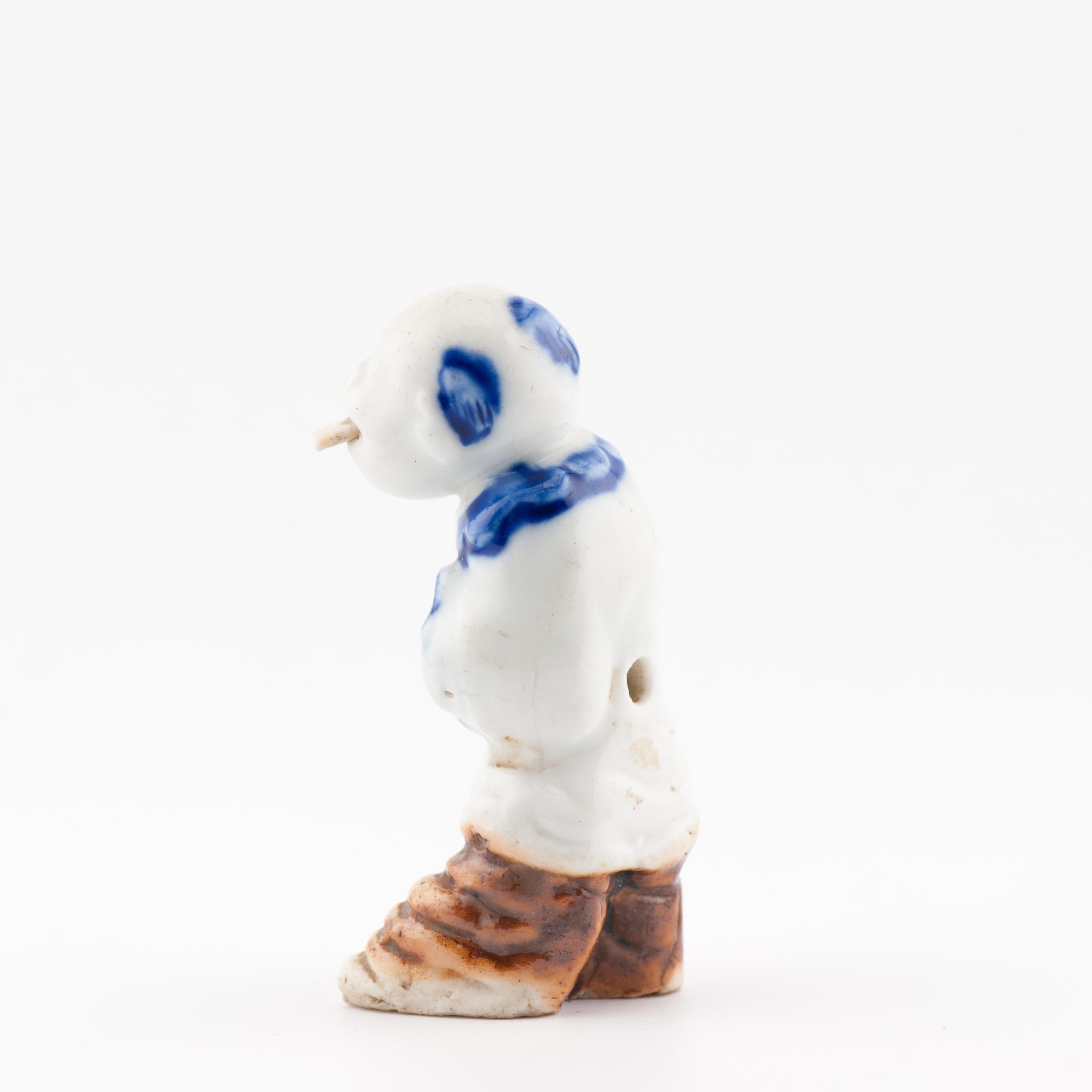 Ancien singe dansant japonais Hirado Netsuke Sanbosa de la période Meiji du 19e siècle en vente 9
