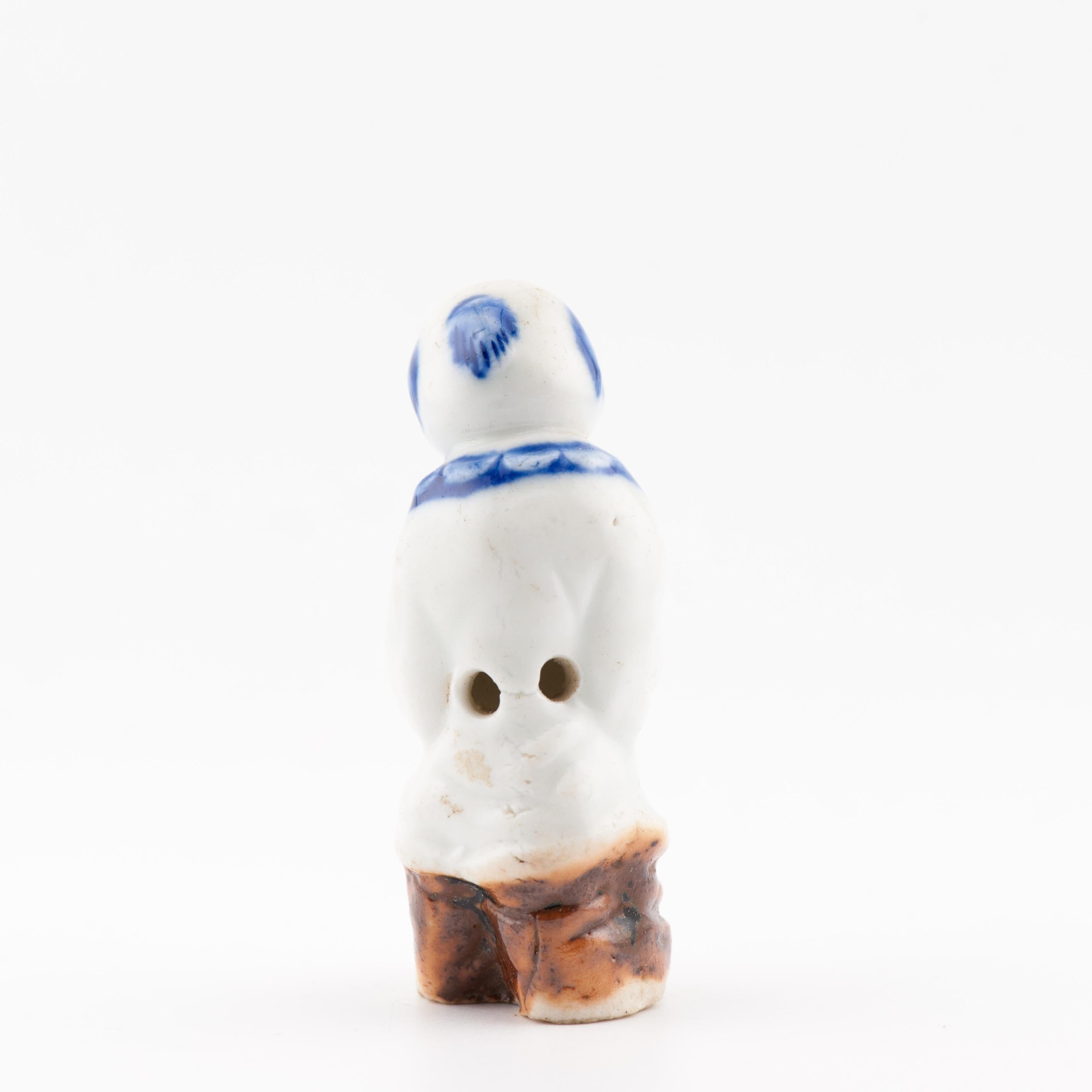 Ancien singe dansant japonais Hirado Netsuke Sanbosa de la période Meiji du 19e siècle en vente 11