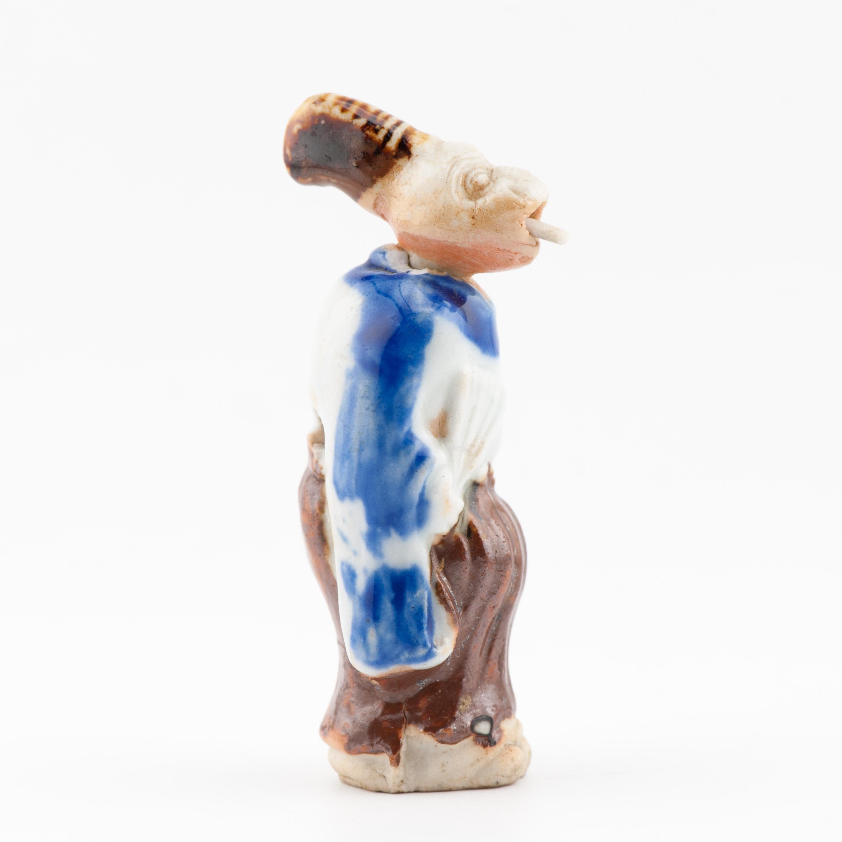 Antico Hirado Netsuke giapponese del periodo Meiji 19C con scimmia danzante Sanbosa in vendita 2