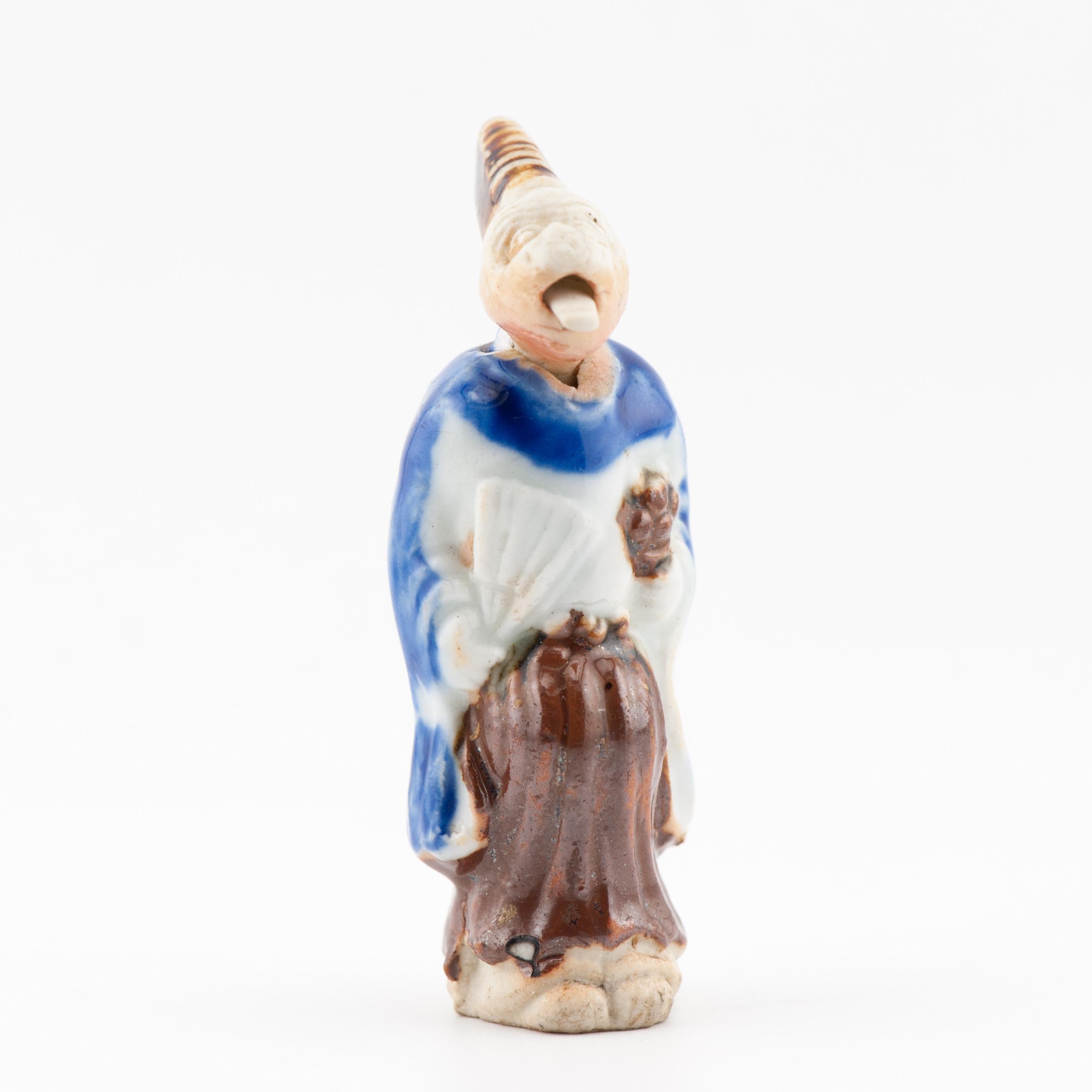 Antico Hirado Netsuke giapponese del periodo Meiji 19C con scimmia danzante Sanbosa in vendita 3