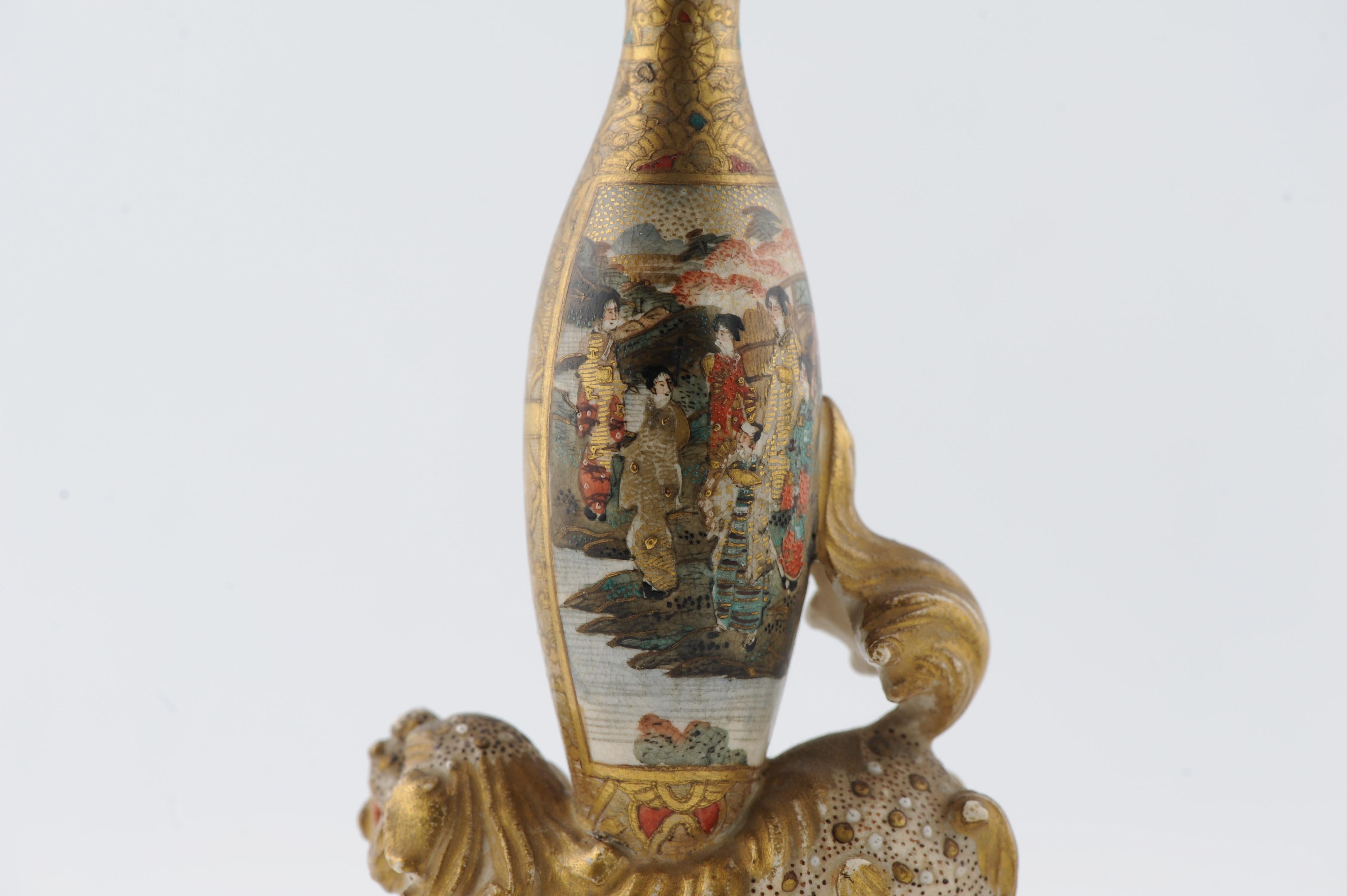 Antique Meiji period Japanese Satsuma Lion with Vases mark Japan 19c 10
