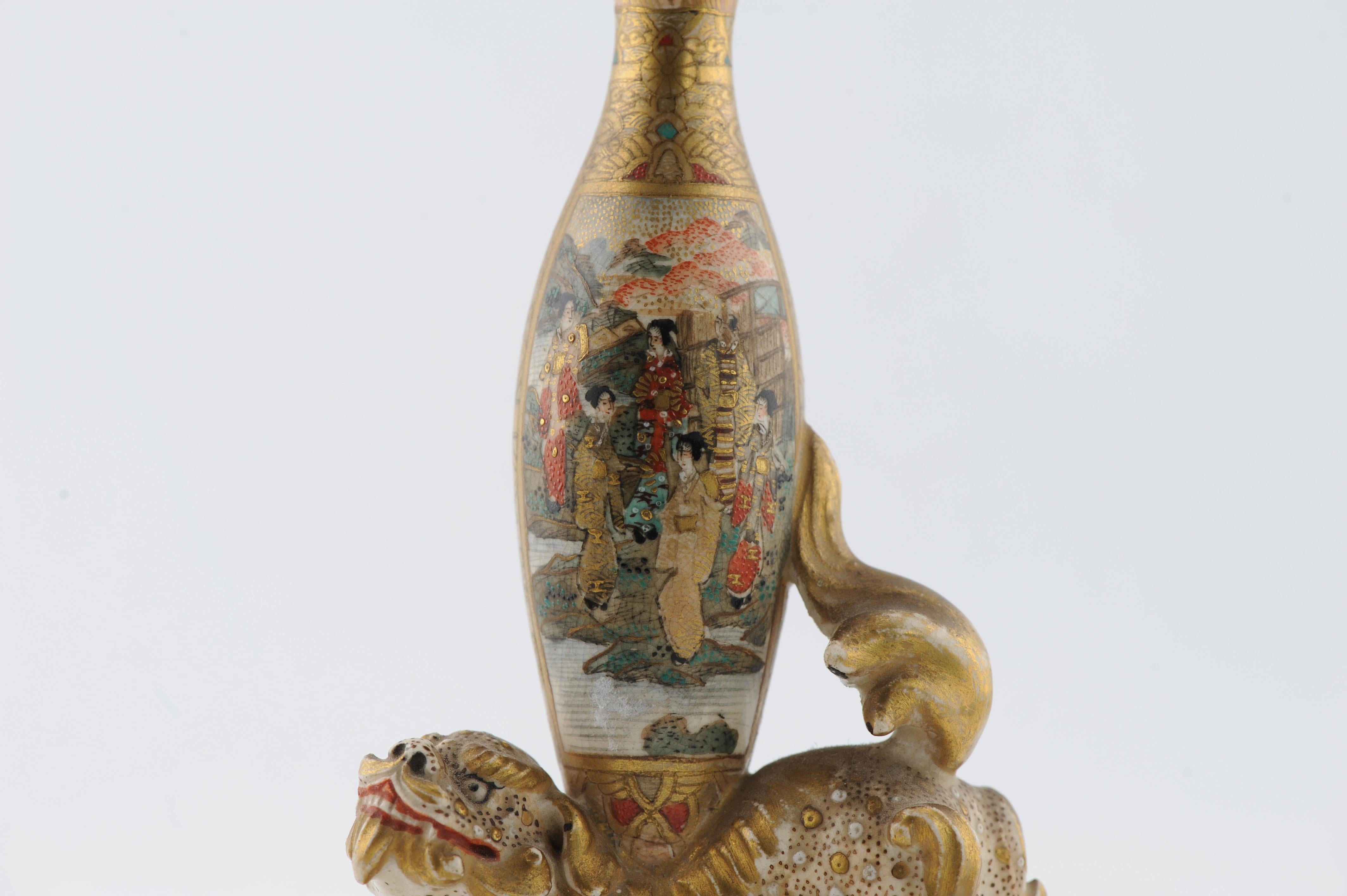 Antique Meiji period Japanese Satsuma Lion with Vases mark Japan 19c 11