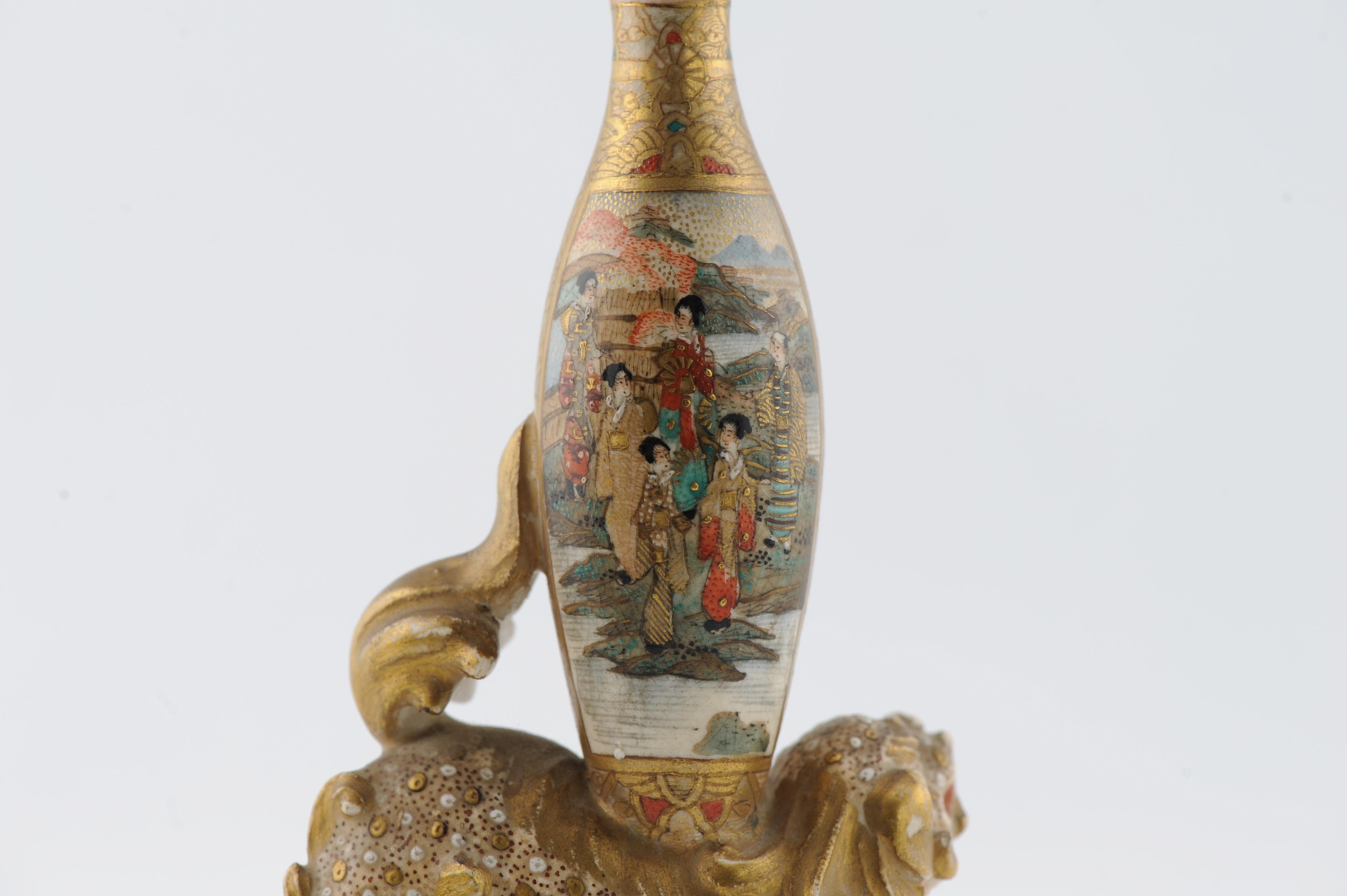 Antique Meiji period Japanese Satsuma Lion with Vases mark Japan 19c 12