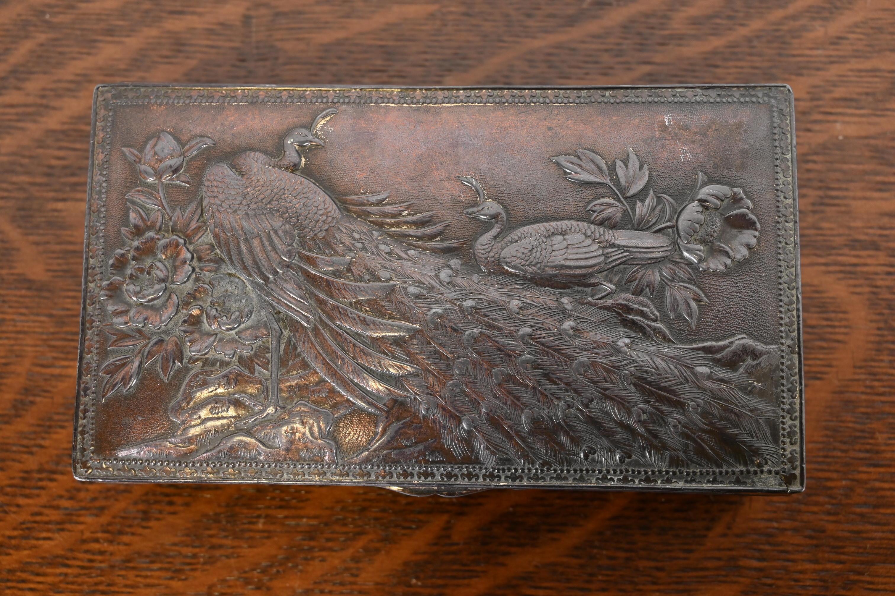 Antique Meiji Period Oriental Copper Jewelry Box With Peacocks In Good Condition In South Bend, IN
