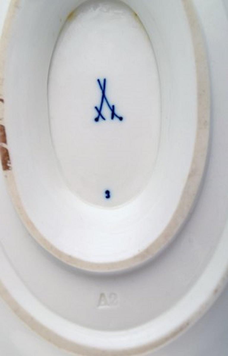 Antike Meissener Sauciere „Blaue Zwiebel“ aus handbemaltem Porzellan, frühes 20. Jahrhundert (Handbemalt) im Angebot