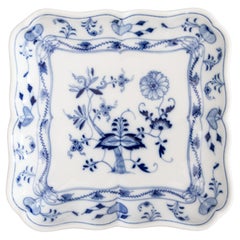 Antique Meissen Blue Onion Square Scalloped Porcelain Dish