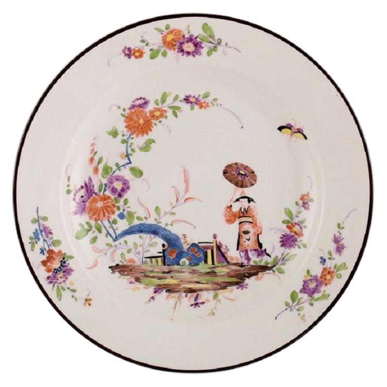 Antique Meissen Bowl in Hand Painted Porcelain in Japanese Style, 19th Century For Sale