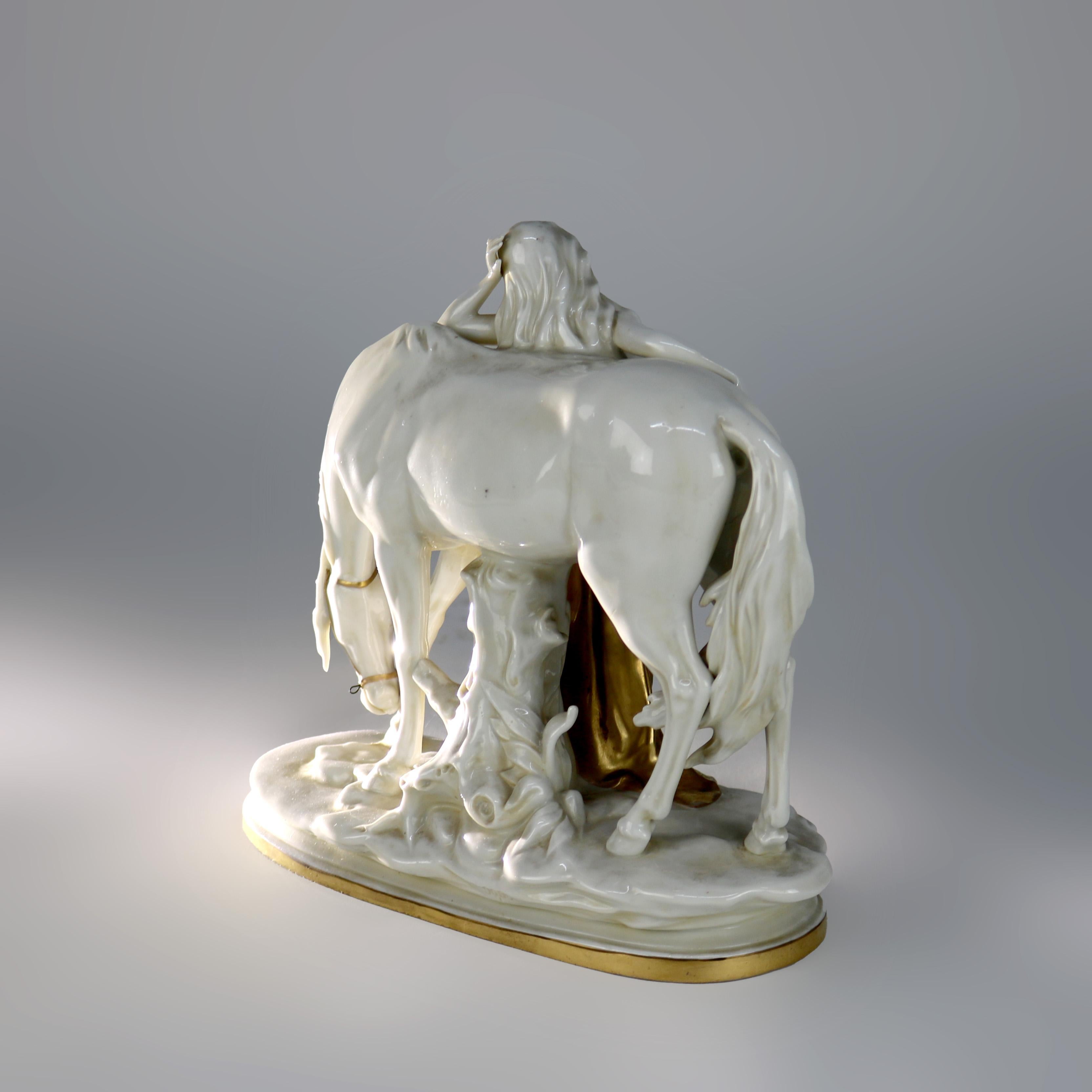 Figura antigua de Meissen Porcelain dorada de doncella y caballo C1890 en venta 2