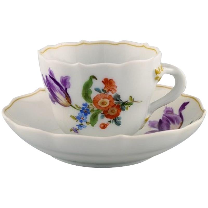 Antique Meissen Coffee Cup with Saucer in Hand Painted Porcelain, 19th Century