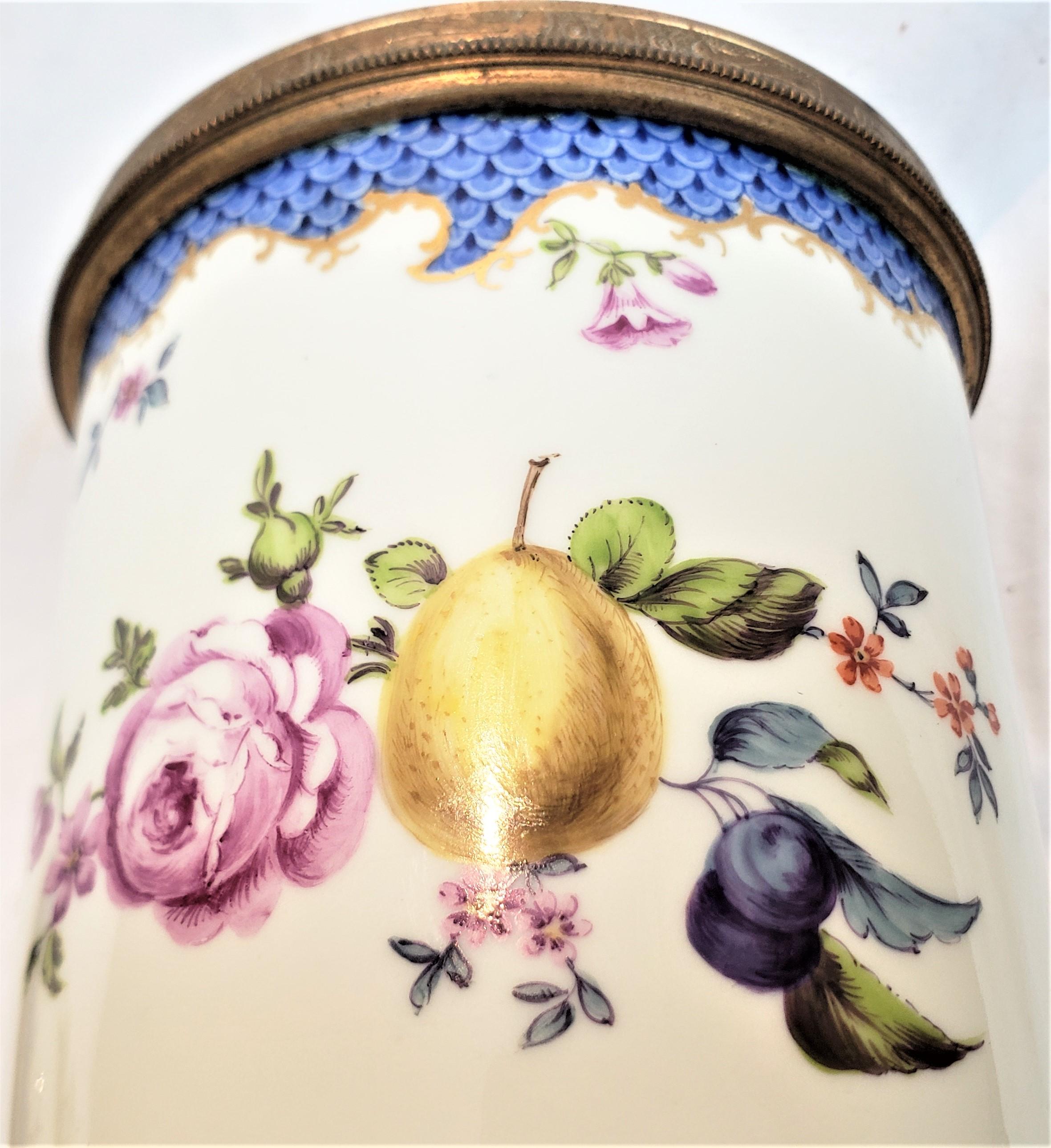 Antique Meissen Covered Pot or Jar with Flower Handle & Hand-Painted Fruits For Sale 5