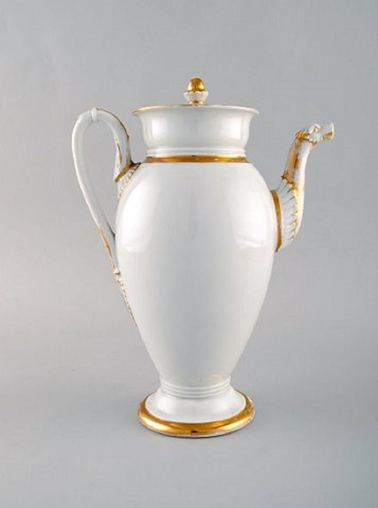 Antike Meissener Empire-Kaffeekanne mit Golddekor:: 19. Jahrhundert (Porzellan) im Angebot