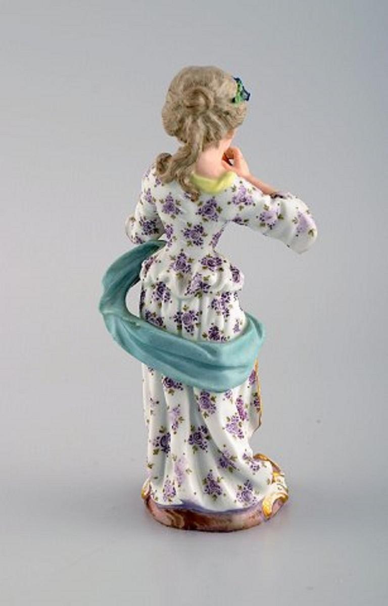 Hand-Painted Meissen Figure in Hand Painted Porcelain, Girl Playing Flute, 19th Century