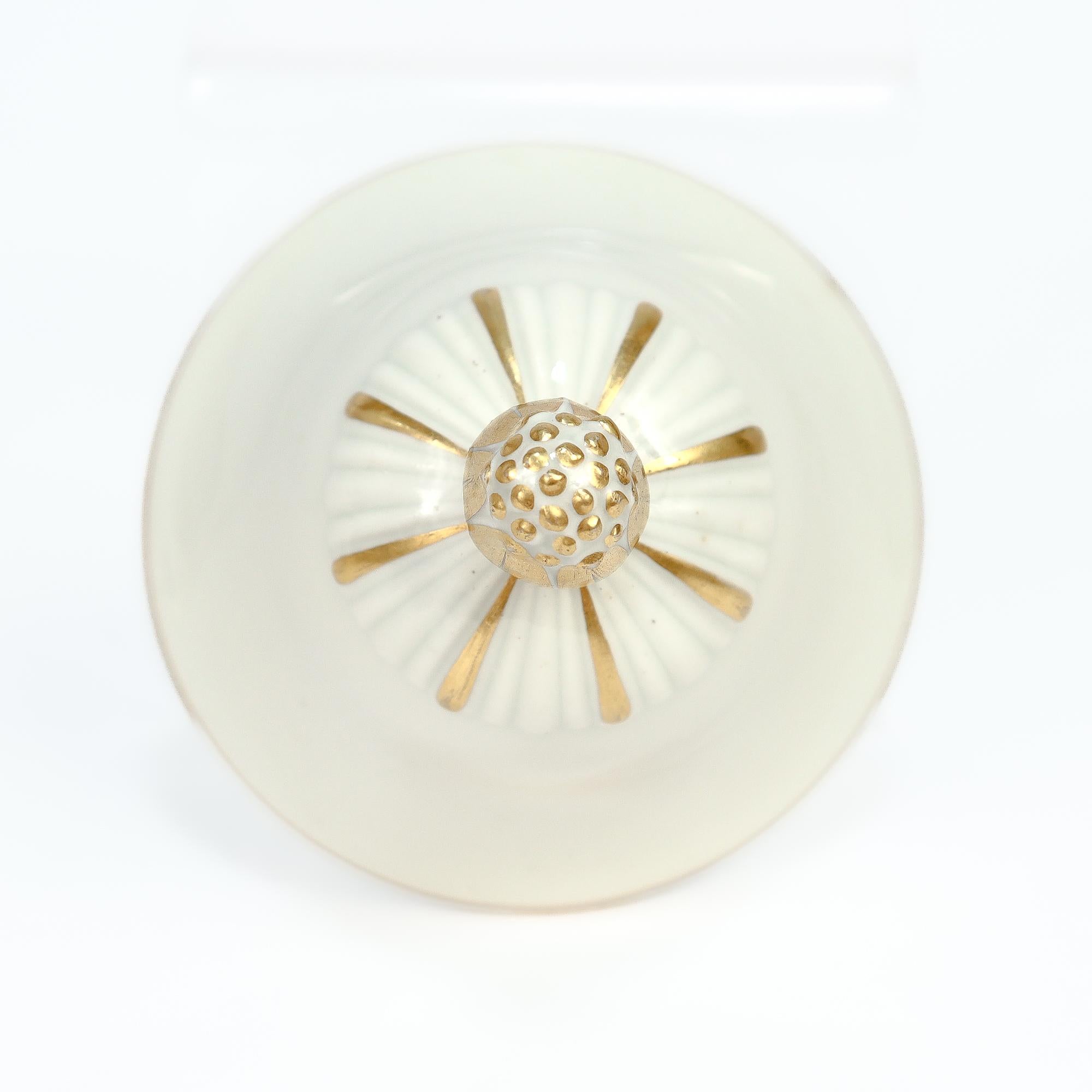 Antike Meissen Porcelain Jugendstil bedeckt Urne oder Vase mit Stiefmütterchen & Veilchen im Angebot 6