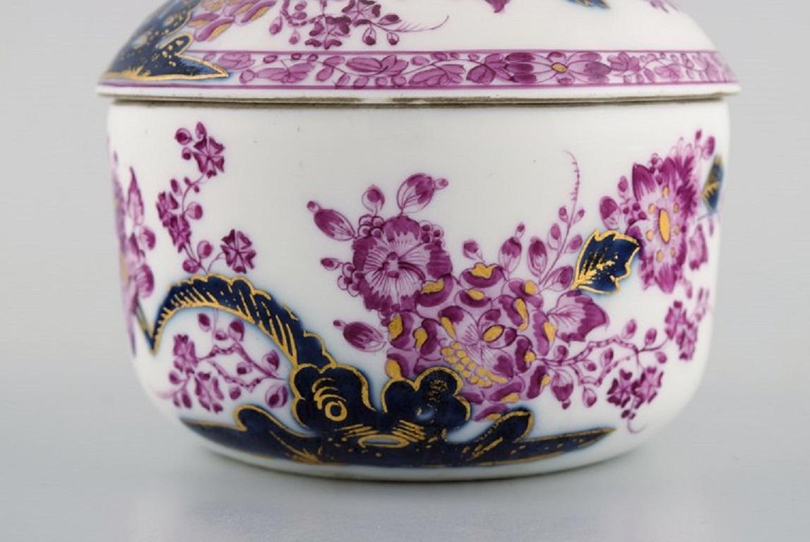 Mid-18th Century Antique Meissen Lidded Bowl in Hand-Painted Porcelain, Museum Quality