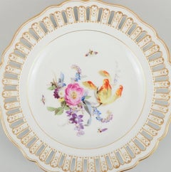 Antique Meissen openwork plate in hand-painted porcelain. Late 19th C.