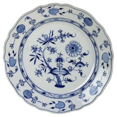 Antico caricatore di Meissen Porcelain con motivo a cipolla C1900