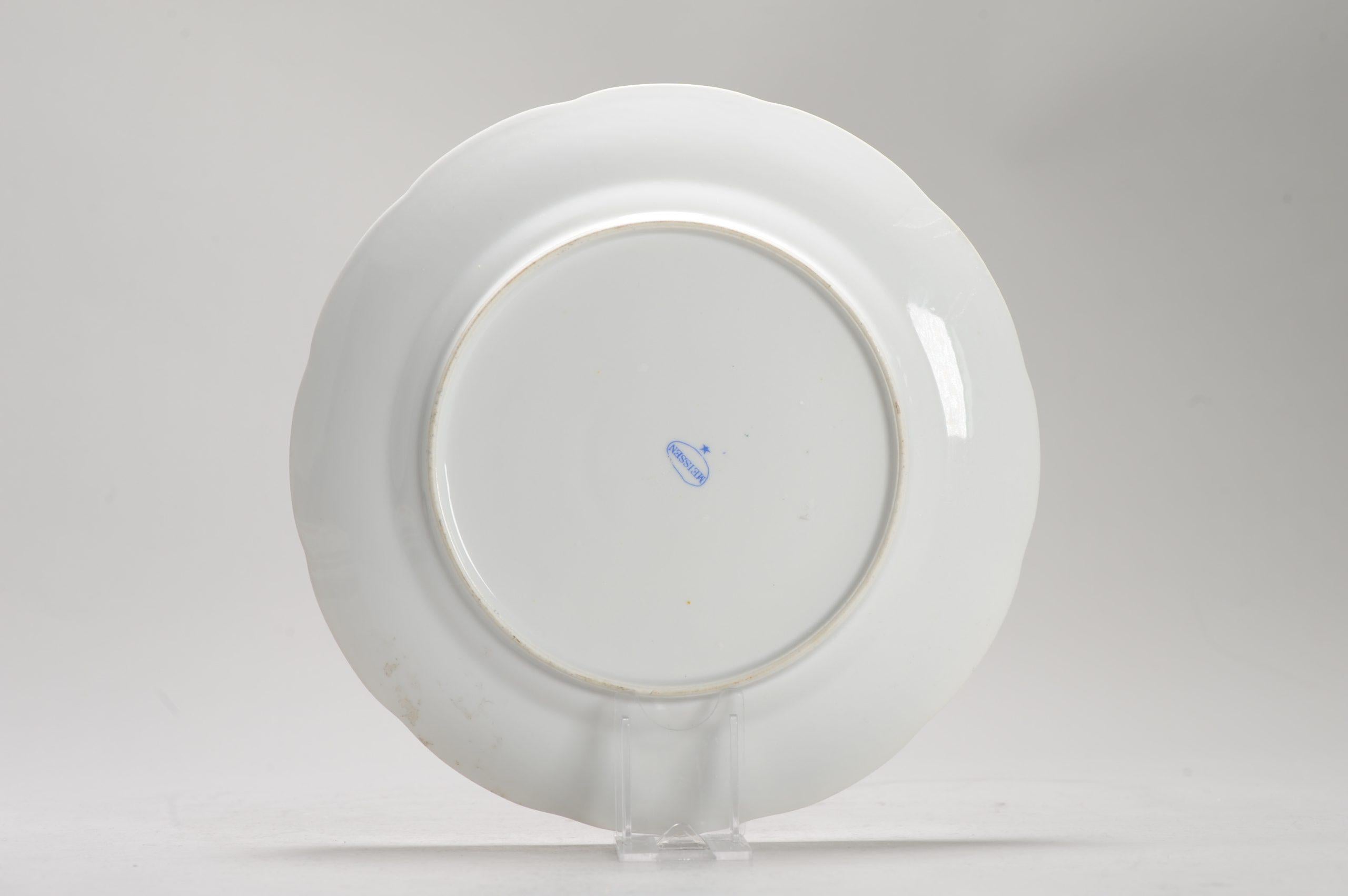 19th Century Antique Meissen Porcelain Dinner Dish Floral Decoration, Ca 1900 For Sale