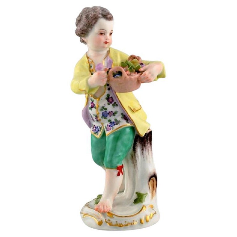 Antique Meissen Porcelain Figurine, Boy with a Flower Basket, Model 149 For Sale
