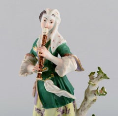 Antique Meissen Porcelain Figurine, Woman Playing the Flute, Late 19th Century