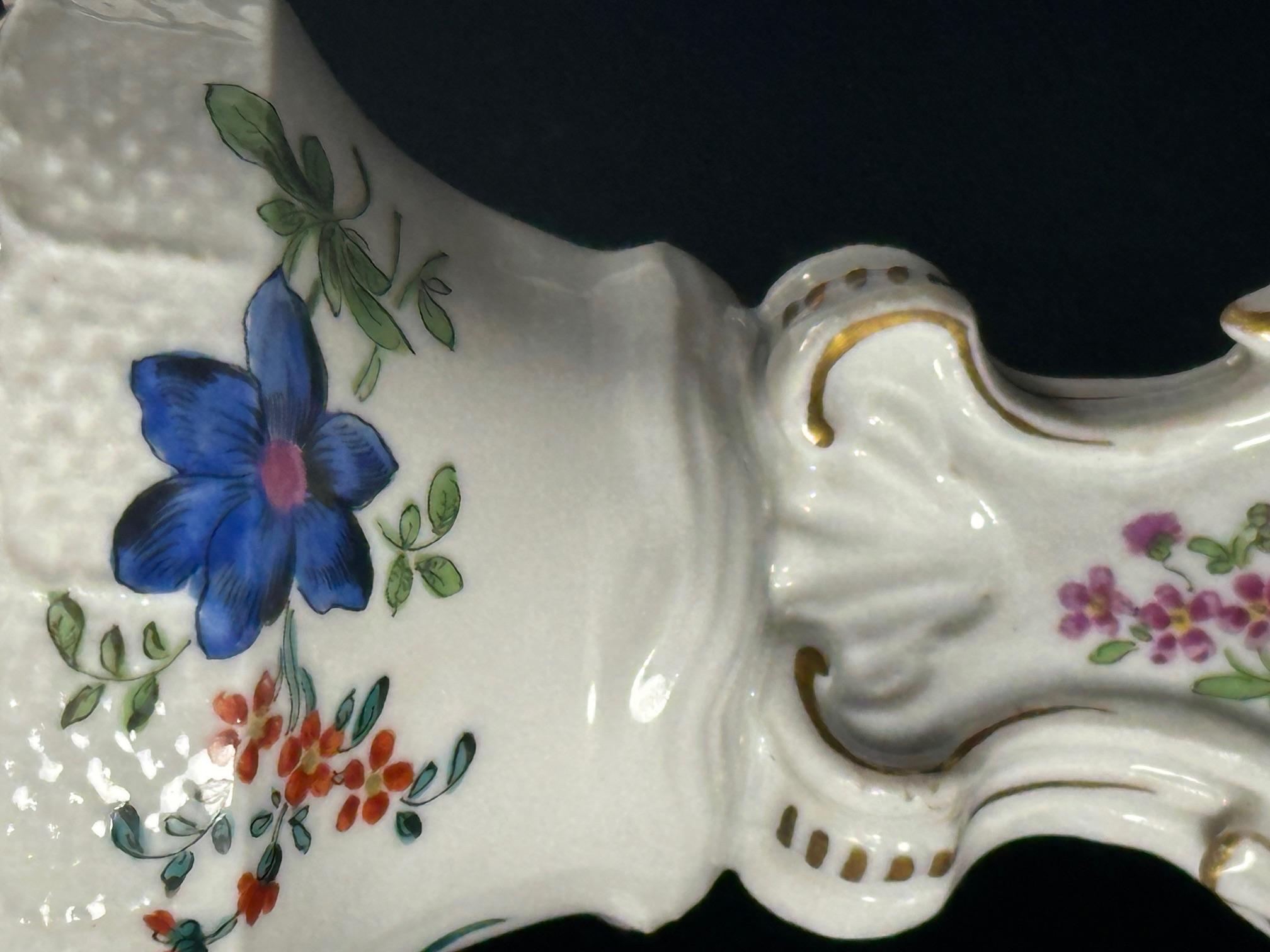 Antique Meissen Porcelain Footed Salt Cellar ca. 1735 Hand Painted For Sale 5