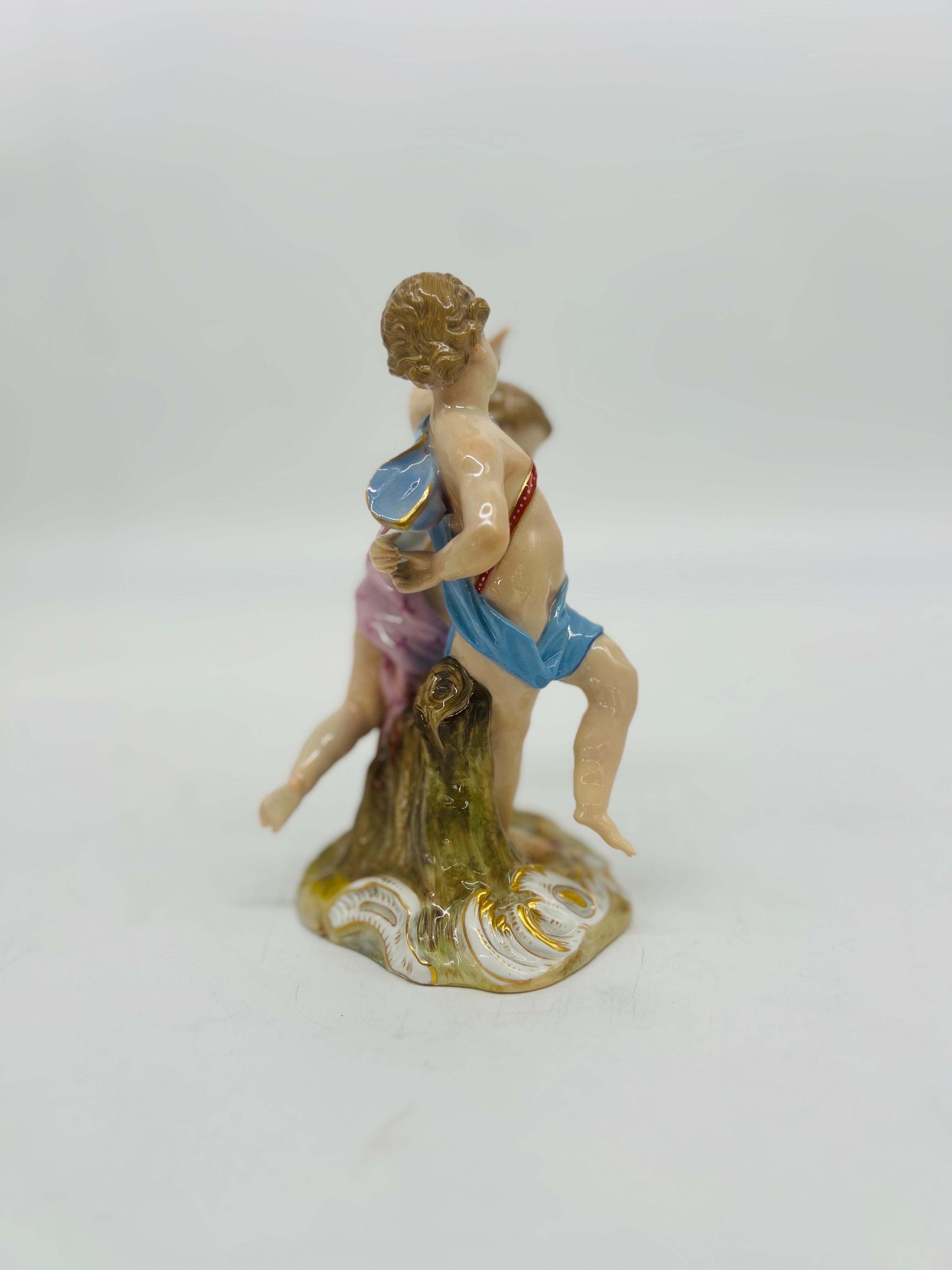 Porcelaine Antiquity Meissen Porcelain Model of 2 Dancing Figures Circa 1815 en vente
