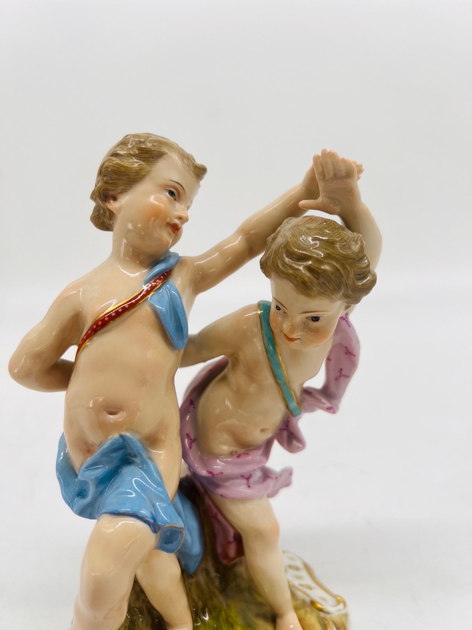 Antique Meissen Porcelain Model of 2 Dancing Figures Circa 1815 For Sale 4