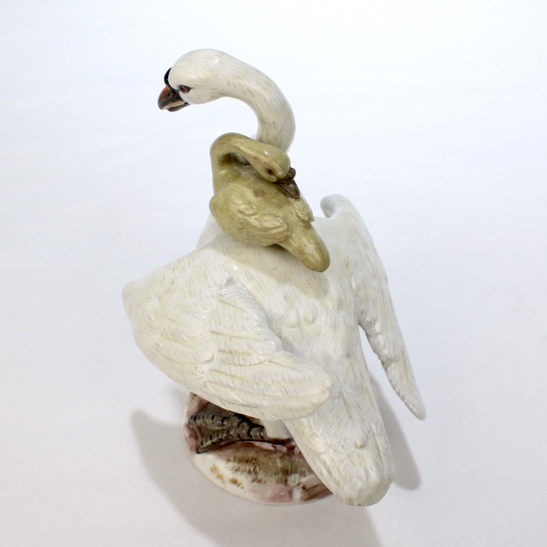 Antique Meissen Porcelain Swan & Two Cygnets Figurine Model No. 177X 3