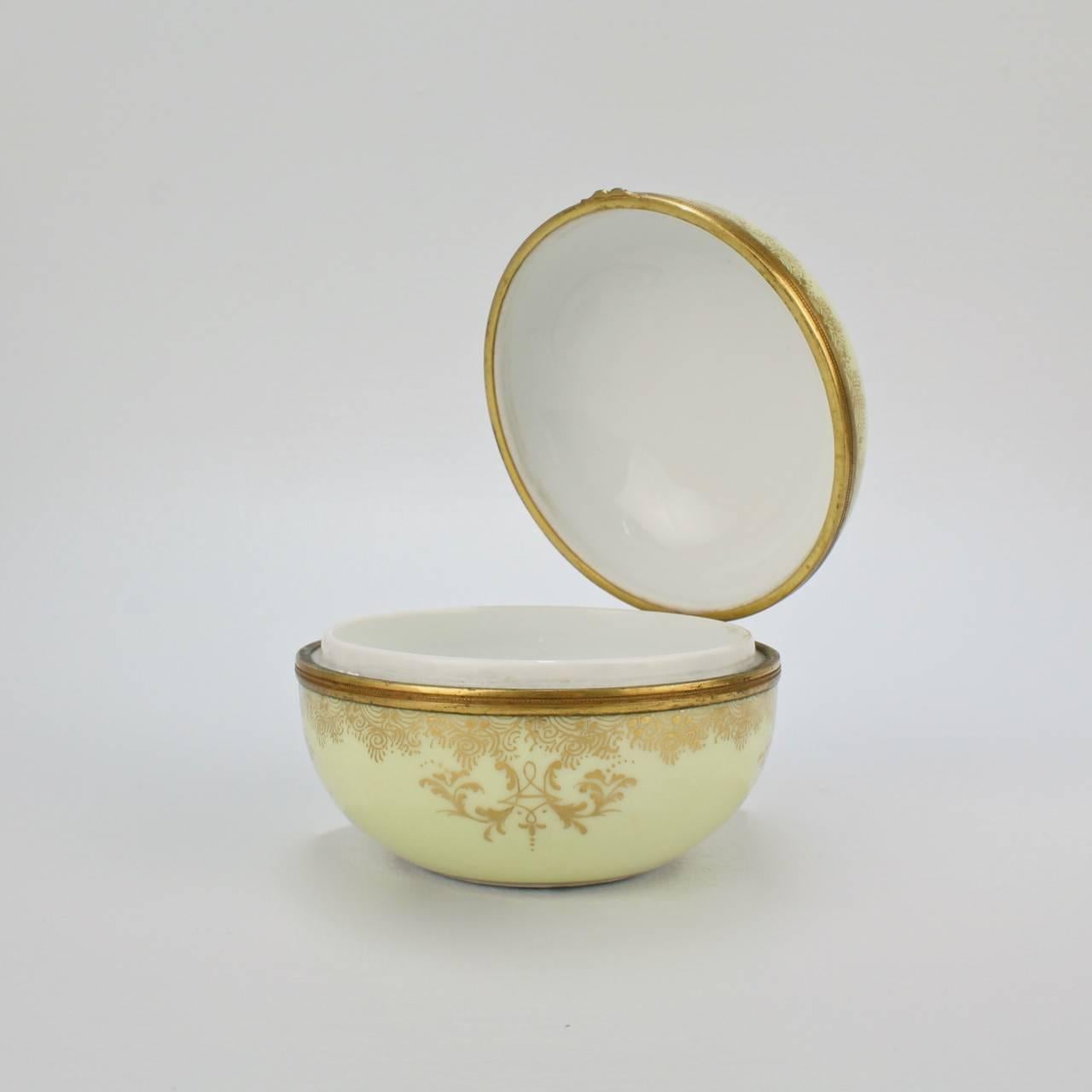 Antique Meissen Porcelain Yellow Ground Vanity or Dresser Box 2