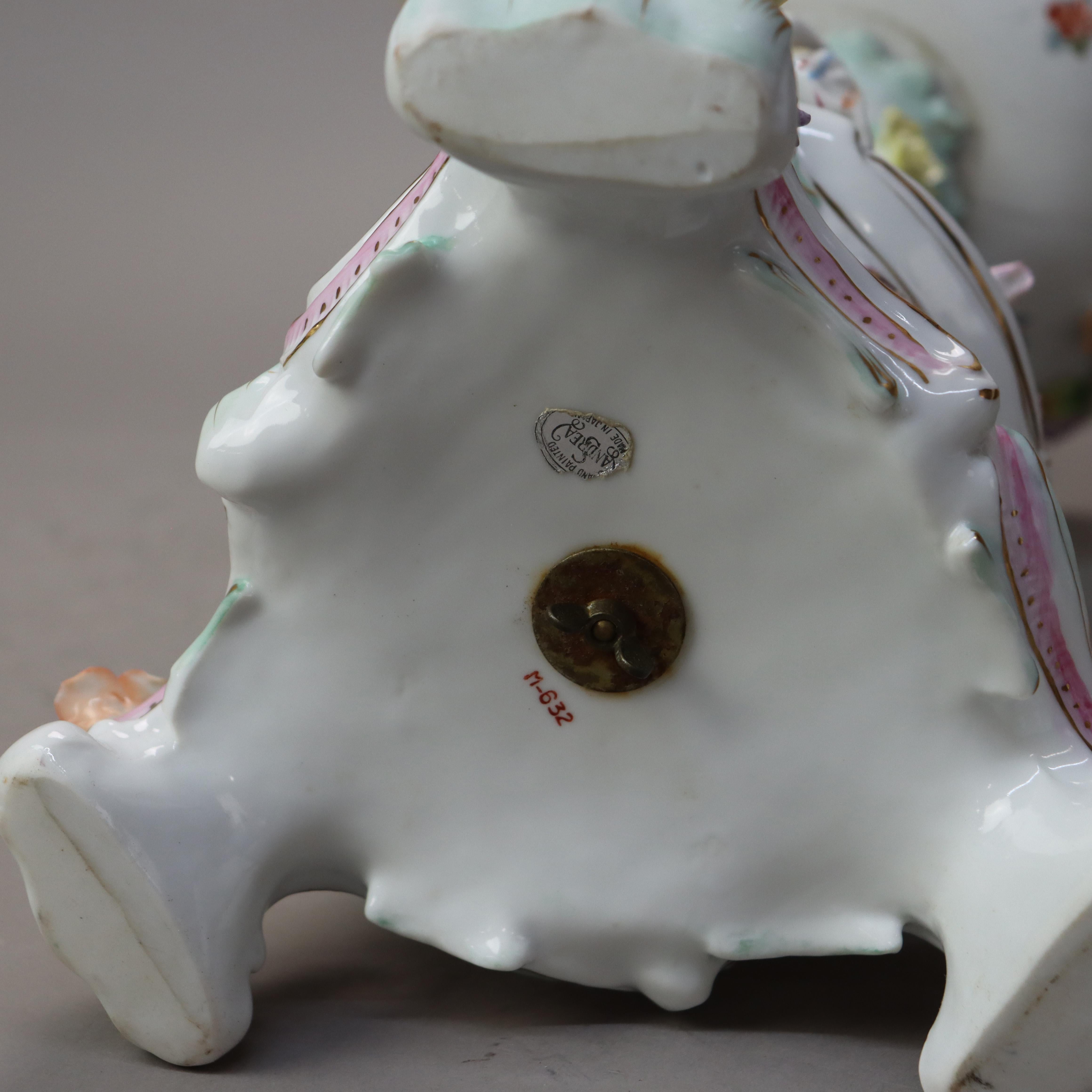 Antiguo Centro de Mesa de Porcelana Floral con Figuras de la Escuela de Meissen S. XIX en venta 8
