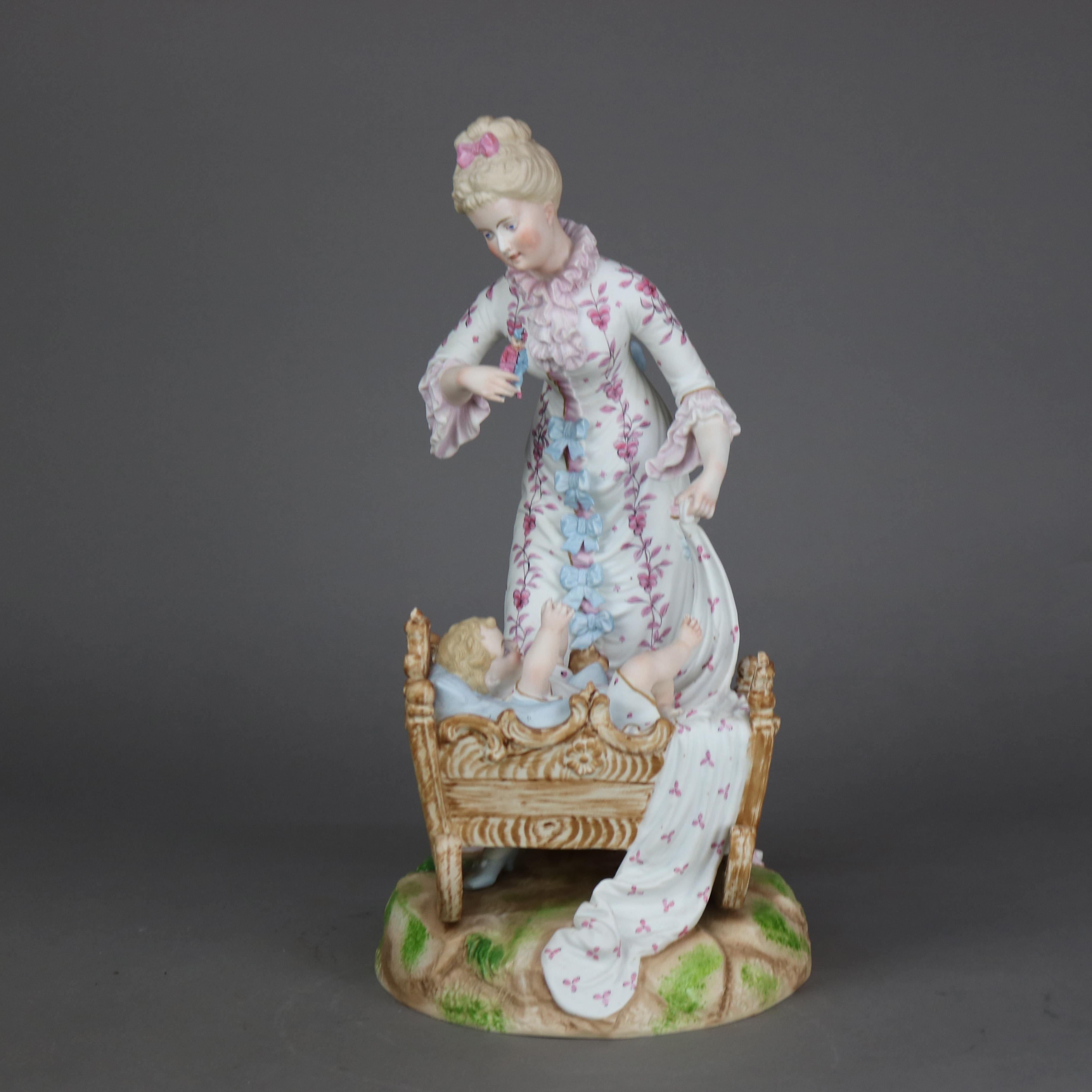 Figure de mère et d'enfant de l'école de Meissen, peinte à la main en porcelaine biscuit, vers 1920 Bon état - En vente à Big Flats, NY