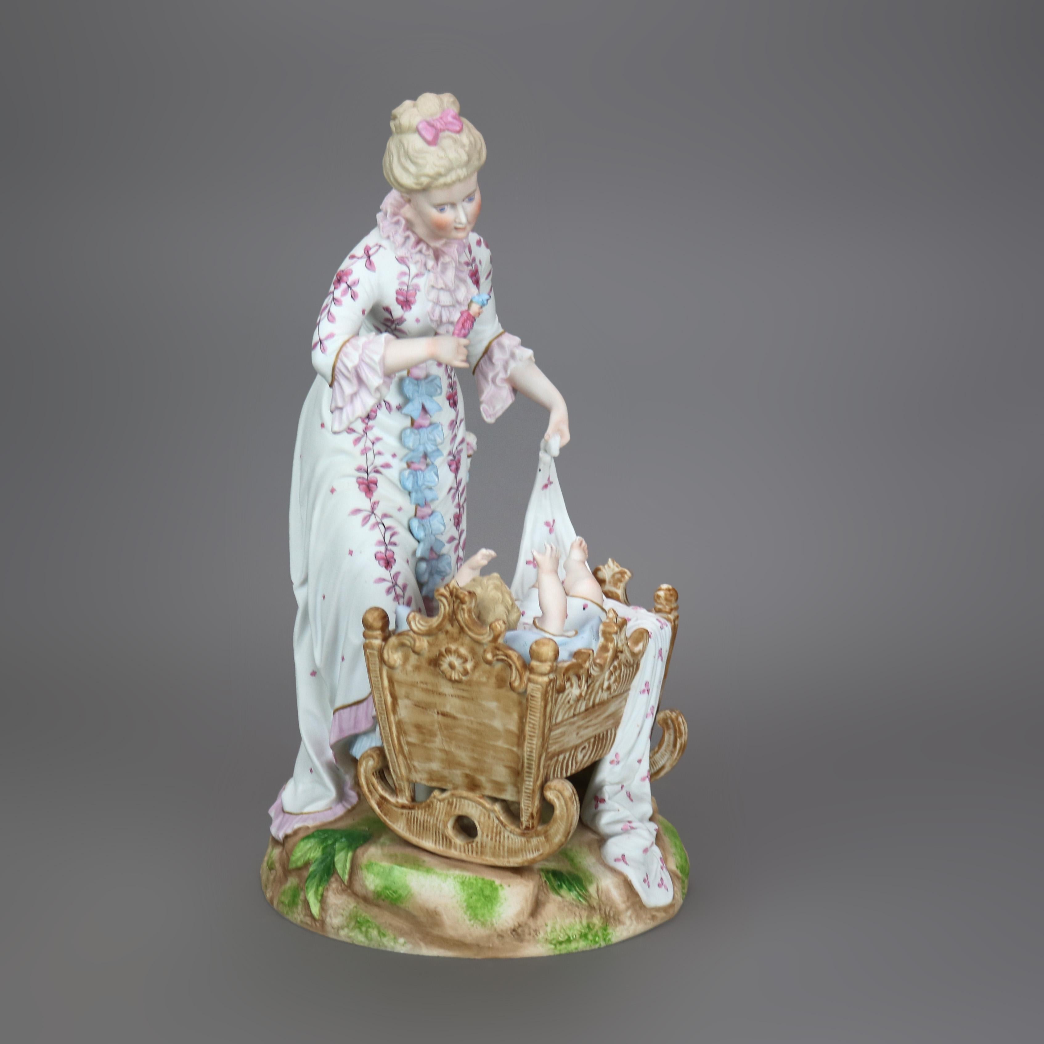 Porcelaine Figure de mère et d'enfant de l'école de Meissen, peinte à la main en porcelaine biscuit, vers 1920 en vente