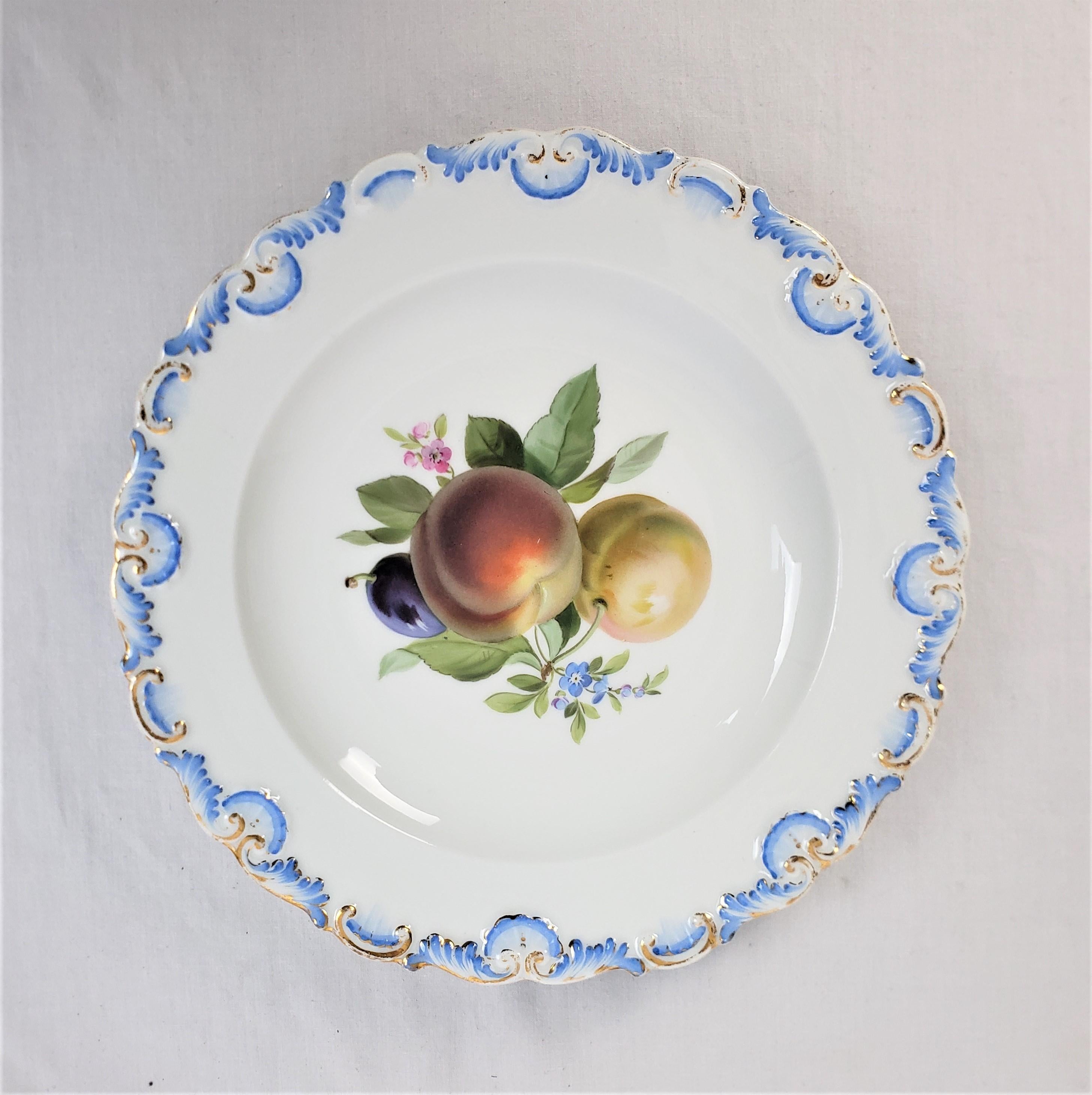 Antique Meissen Set of 13 Hand-Painted Desert Plates with Fruit Decoration For Sale 2