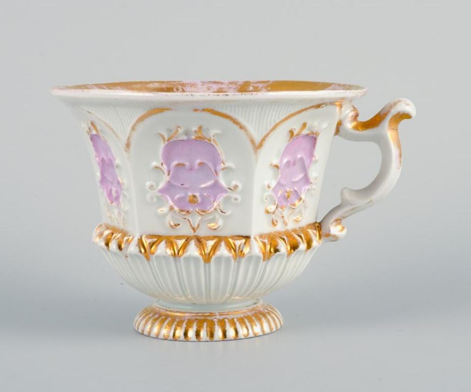 Biedermeier Antique Meissen-Style Chocolate Cup, Mid-19th C